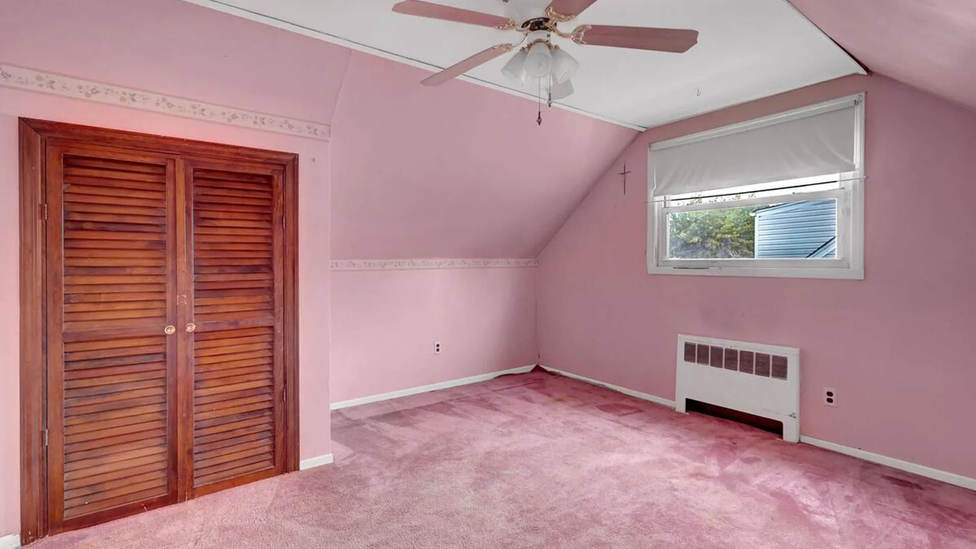 Property at 69 Greenwood Drive, North Babylon, NY 11703 18