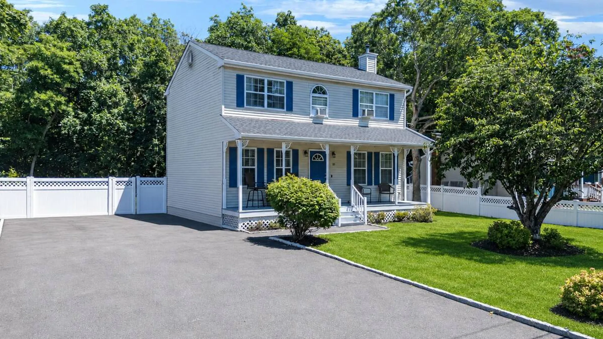 Property at 19 Golden Gate Drive, Shirley, NY 11967 43