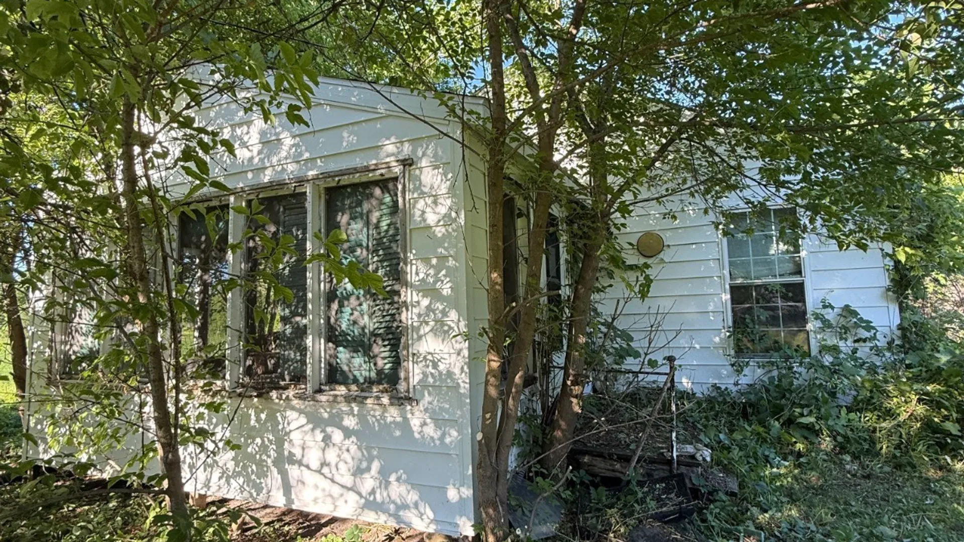 Property at 4408 Cedarvale RD, Syracuse, NY 13215 2