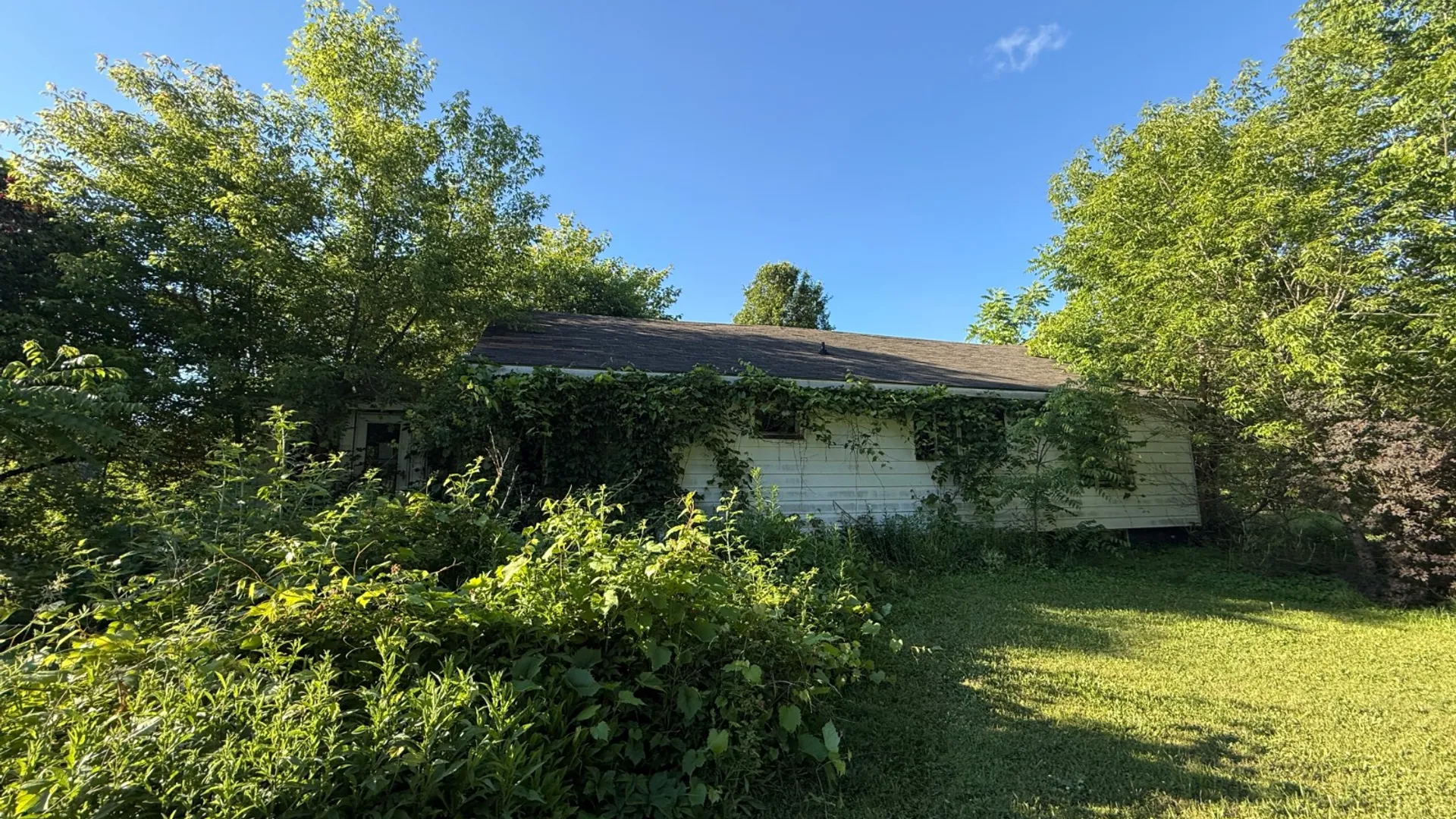Property at 4408 Cedarvale RD, Syracuse, NY 13215 3