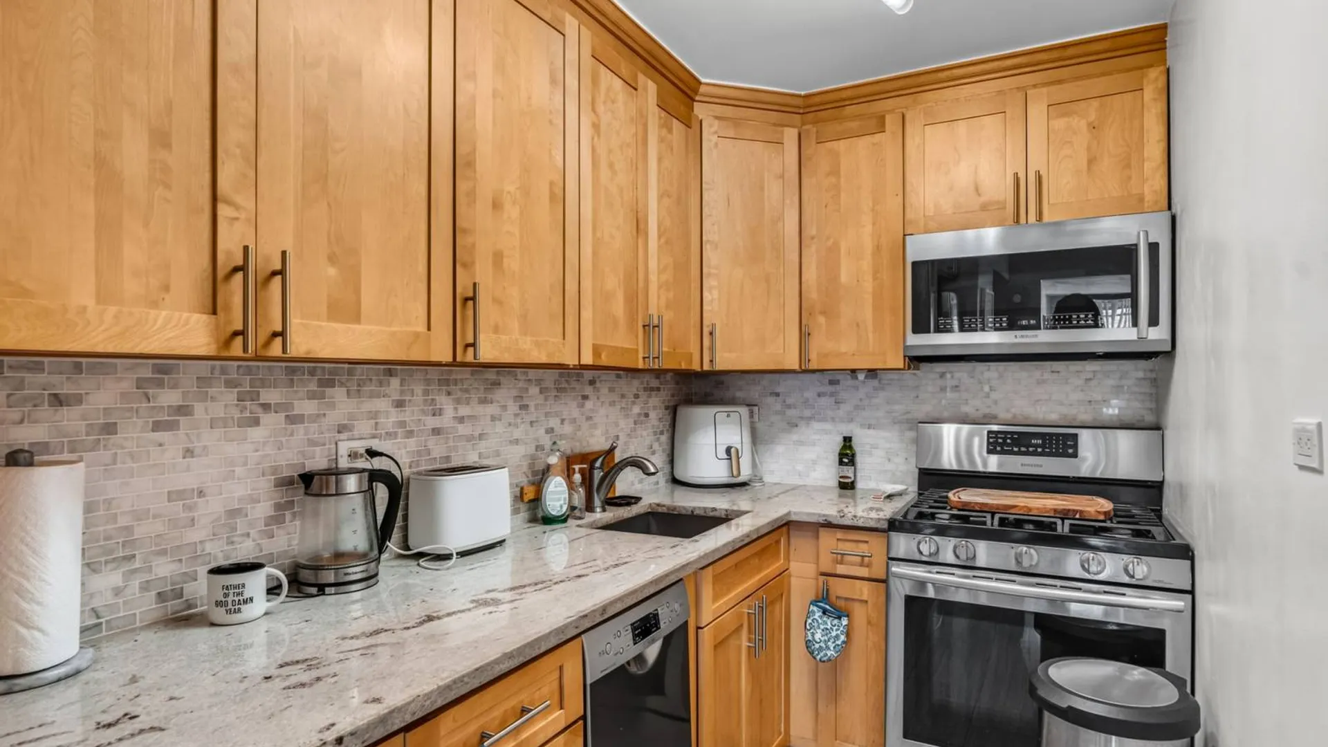 Property at 770 Ocean Parkway, Brooklyn, NY 11230 10