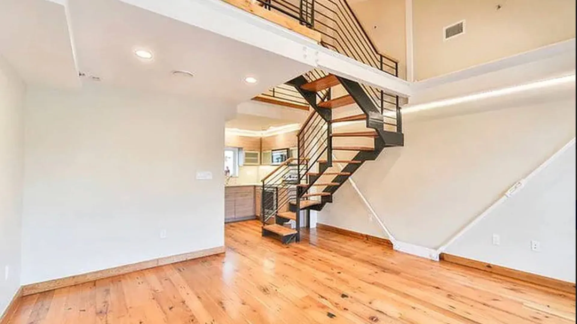 Property at 67 Brighton 1st Ln, Brooklyn, NY 11235 12