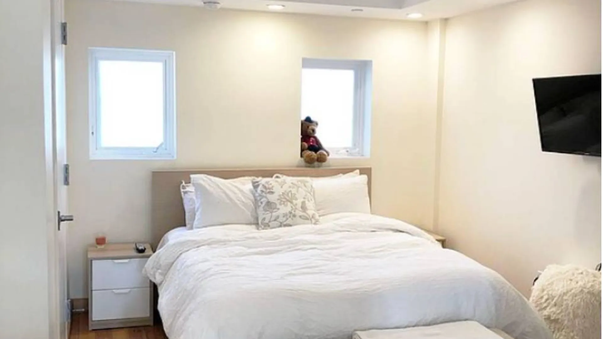 Property at 67 Brighton 1st Ln, Brooklyn, NY 11235 9