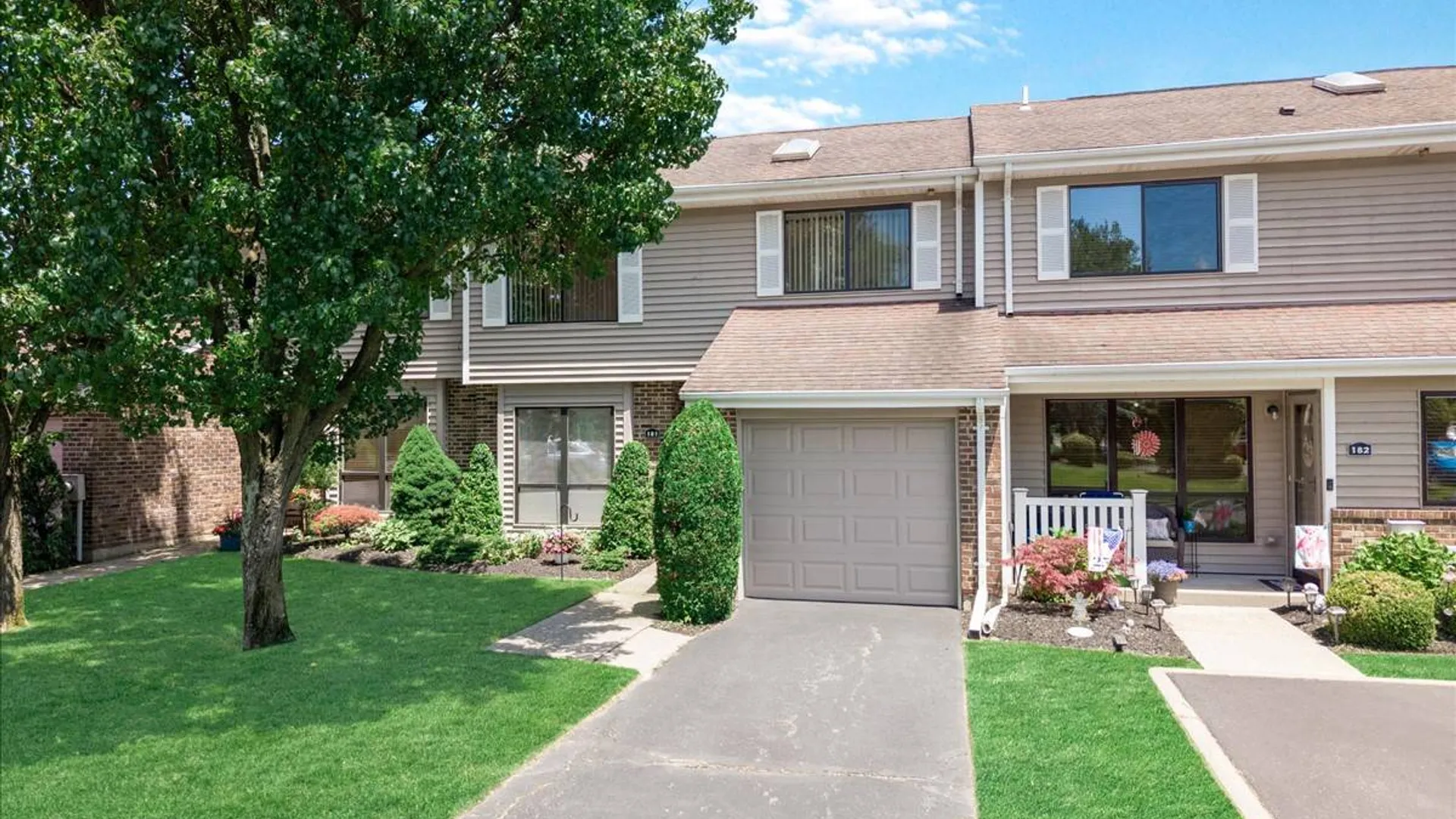 Property at 181 North Lane, Smithtown, NY 11787 2