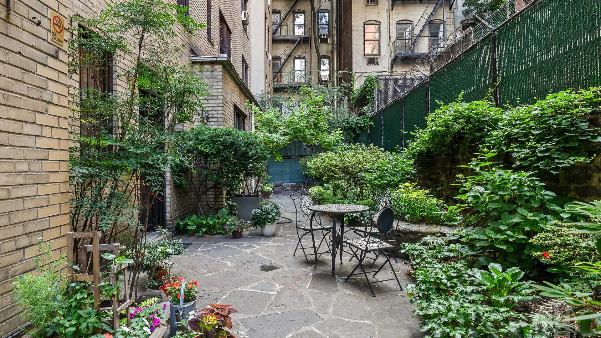 Property at 211 East 35th Street, New York, NY 10016 8