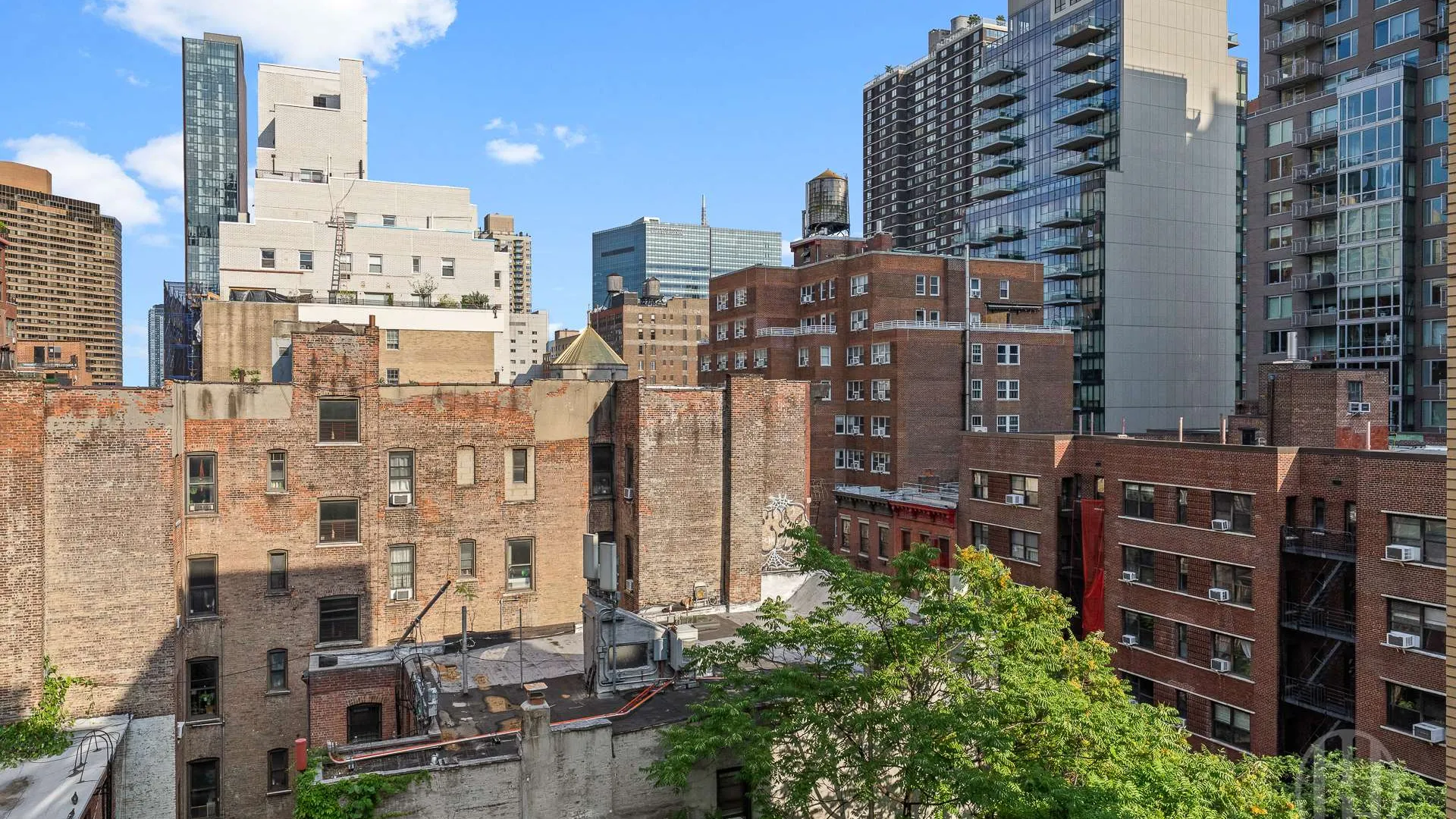Property at 211 East 35th Street, New York, NY 10016 9