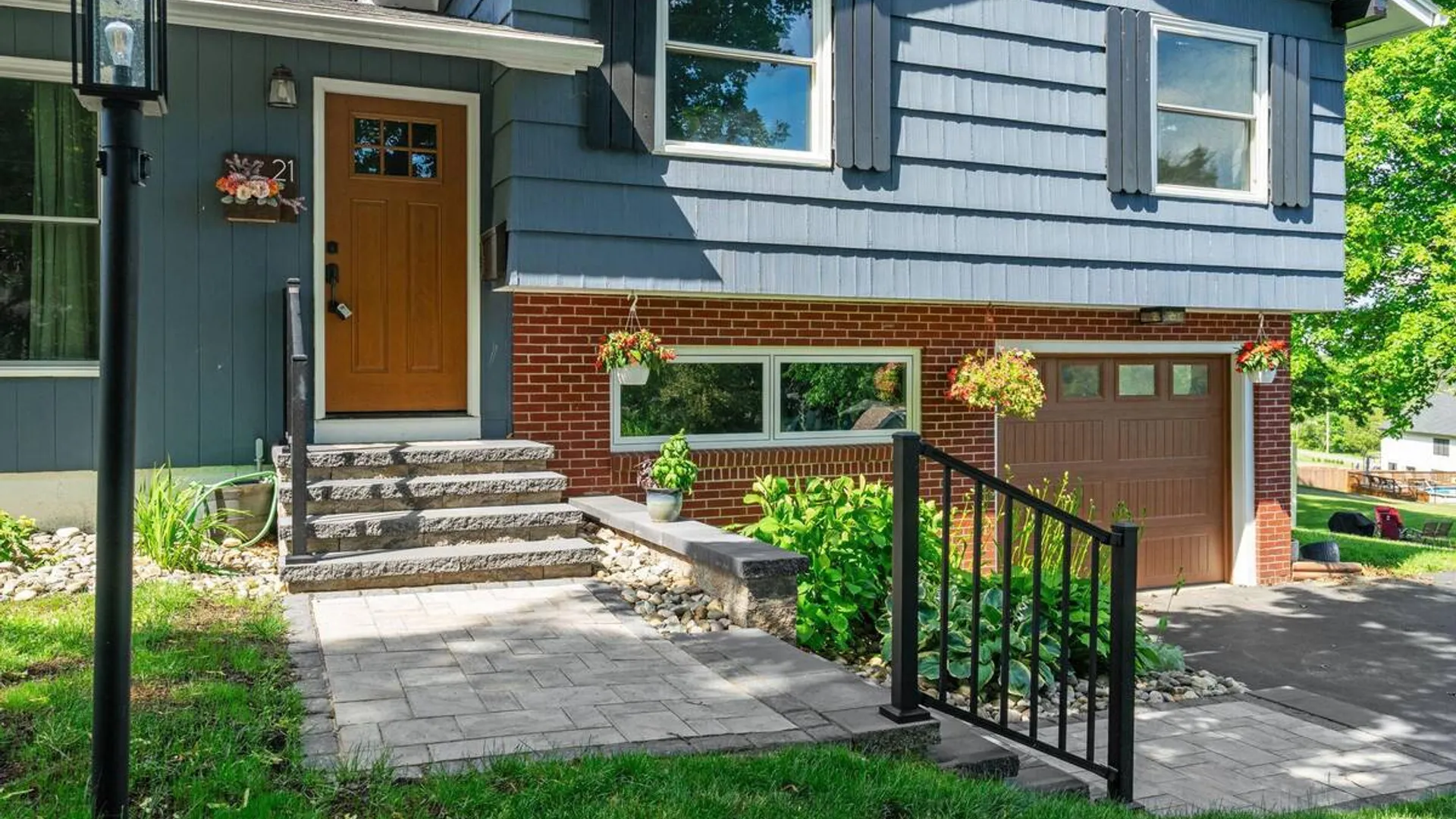Property at 21 Jane Drive, Schenectady, NY 12302 3