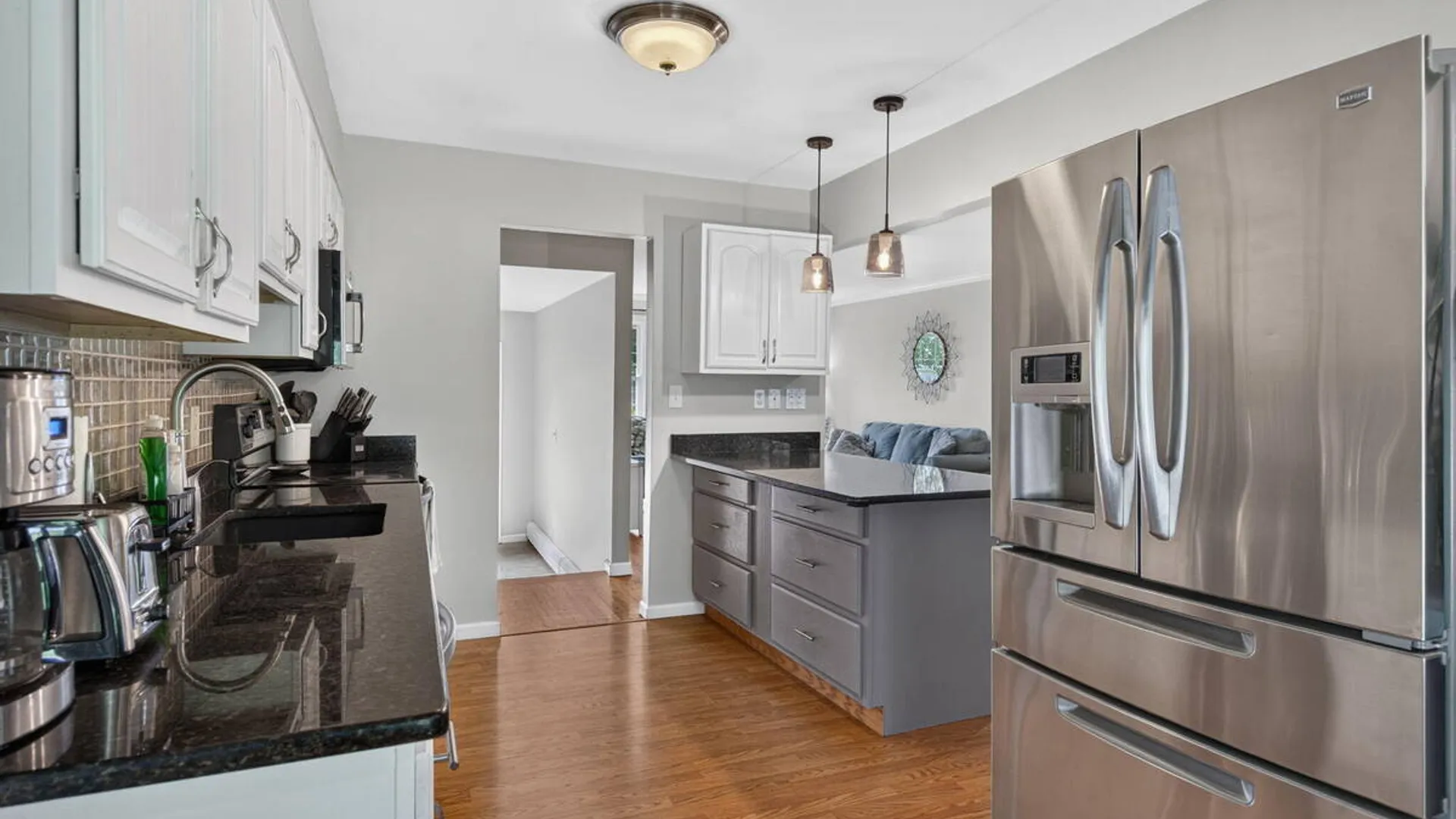 Property at 19 Gingerbread Lane, Albany, NY 12208 17