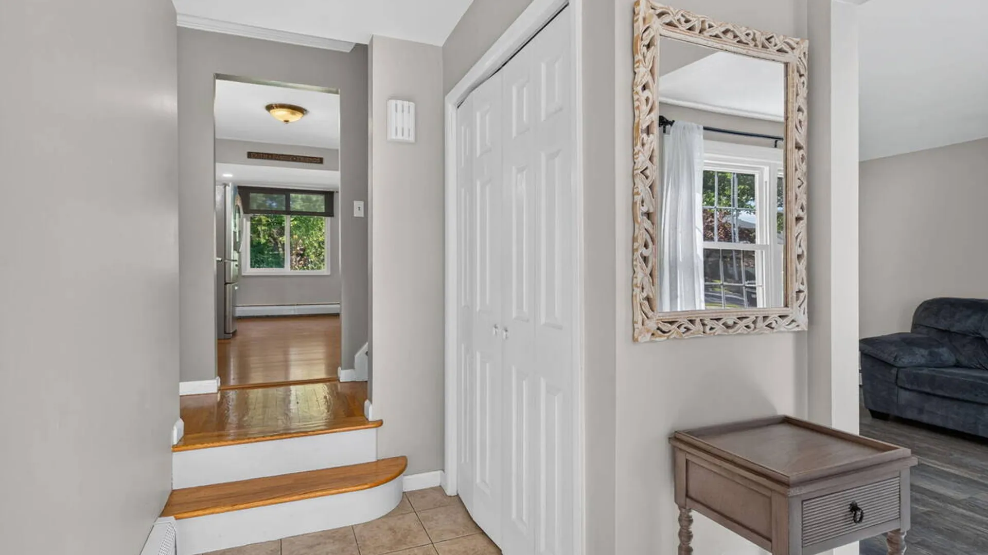 Property at 19 Gingerbread Lane, Albany, NY 12208 19