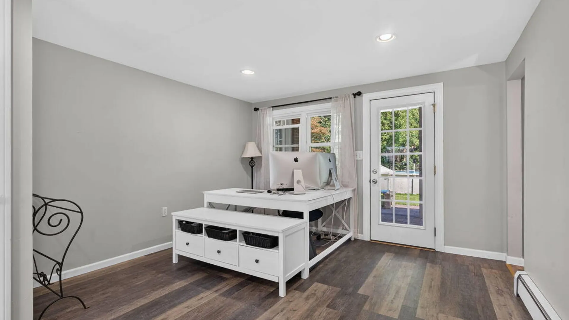 Property at 19 Gingerbread Lane, Albany, NY 12208 26