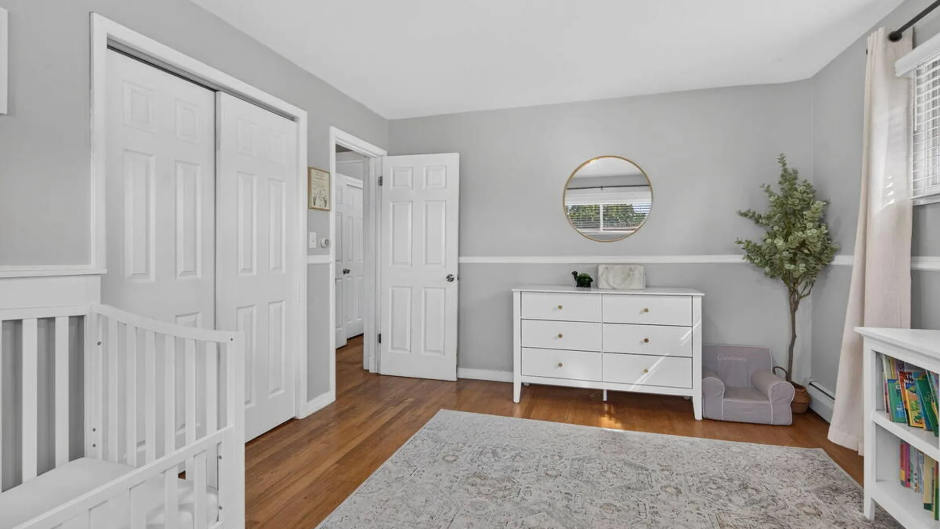 Property at 19 Gingerbread Lane, Albany, NY 12208 27