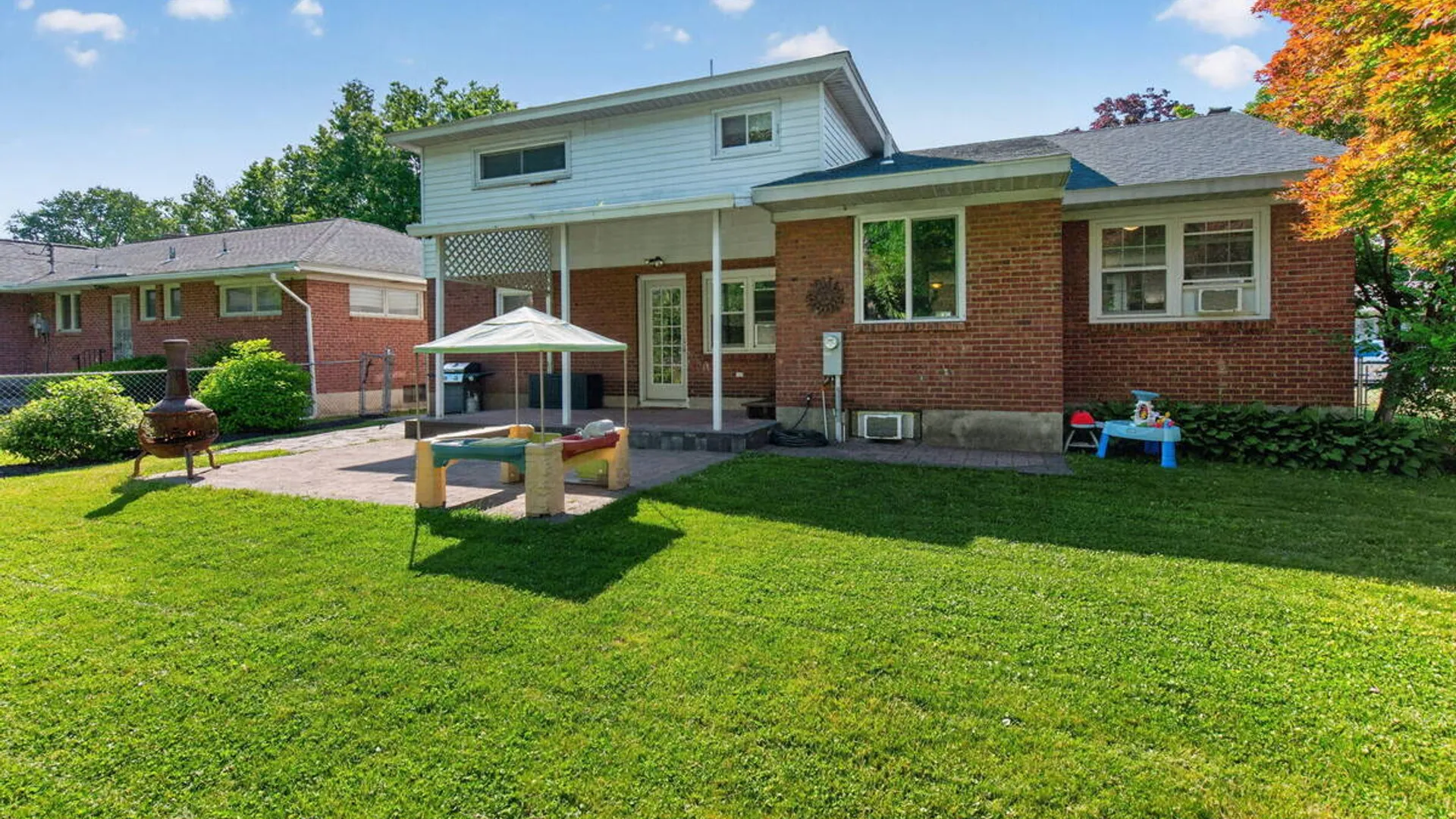Property at 19 Gingerbread Lane, Albany, NY 12208 39