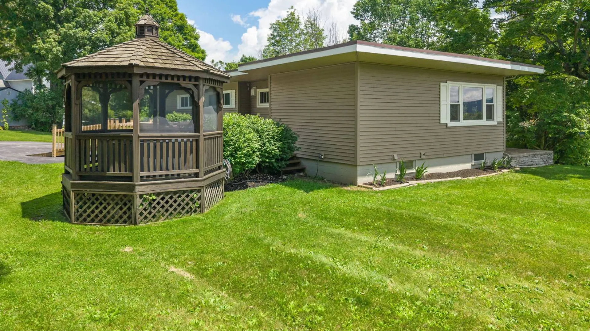 Property at 28 Lakeview Avenue, Richfield Springs, NY 13439 12