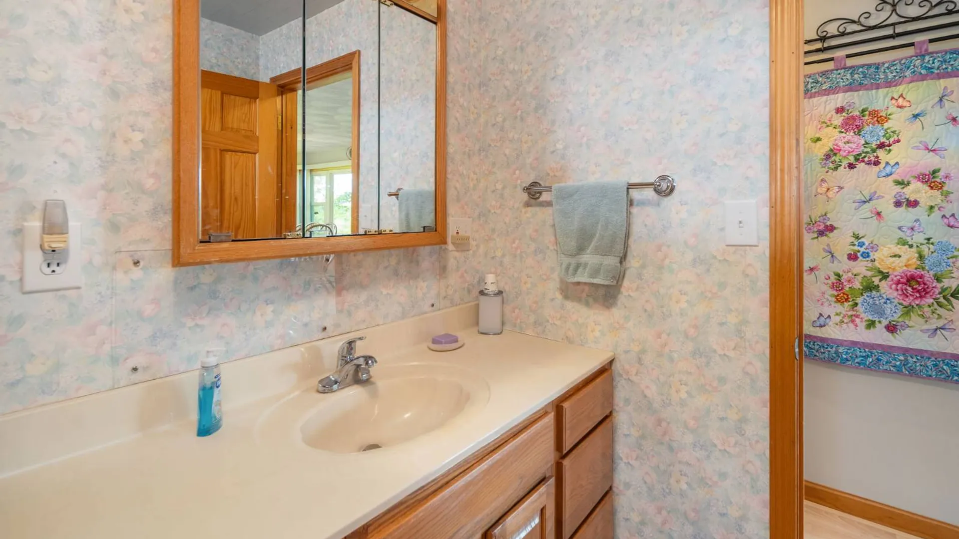 Property at 28 Lakeview Avenue, Richfield Springs, NY 13439 29