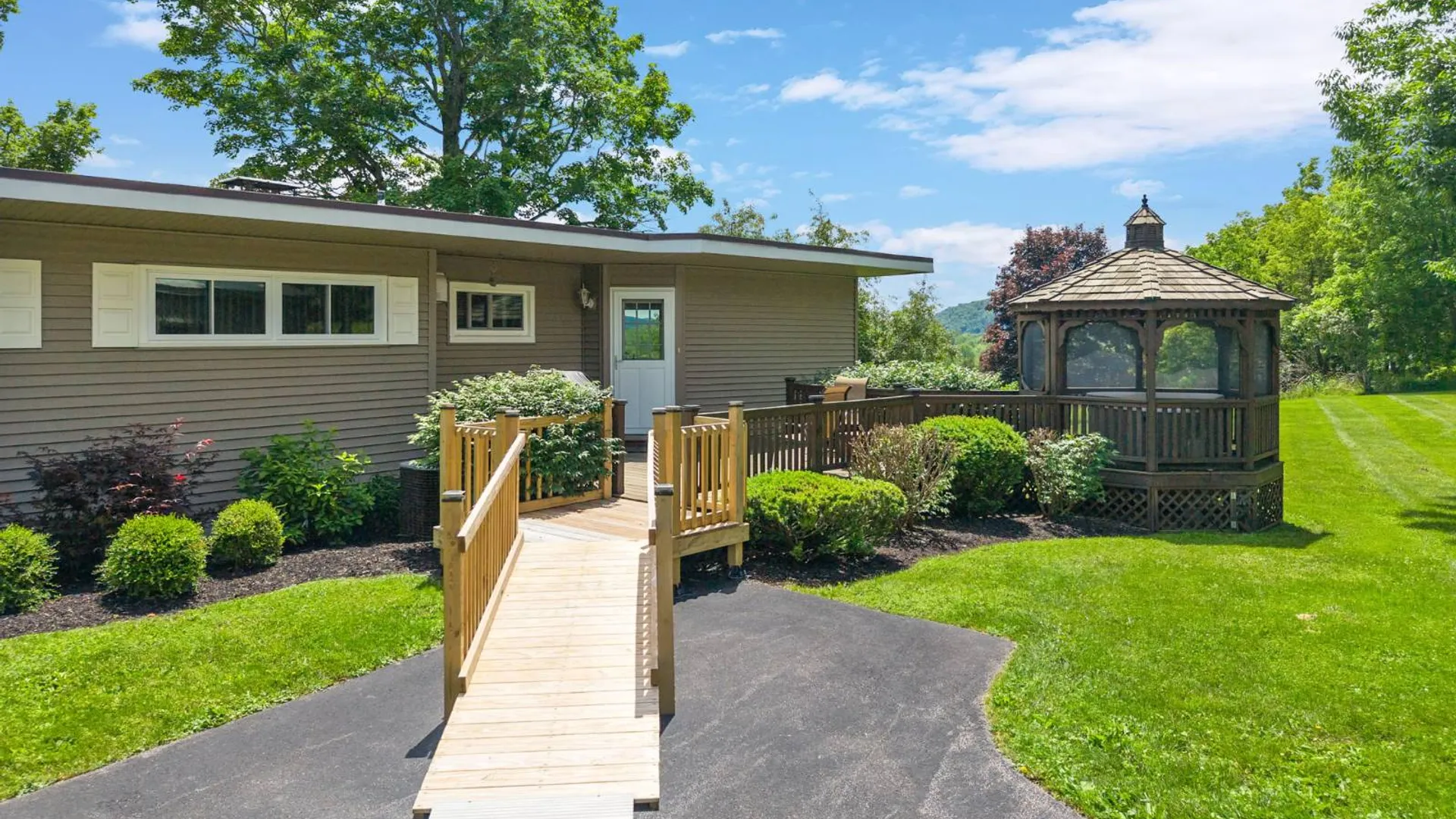 Property at 28 Lakeview Avenue, Richfield Springs, NY 13439 9