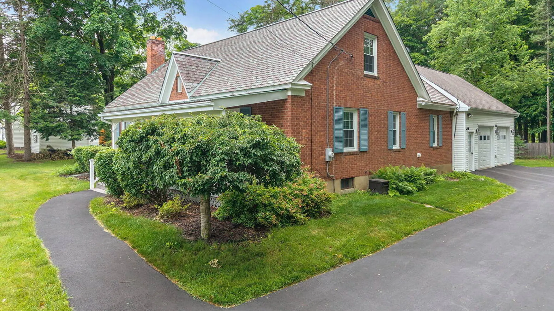 Property at 260 Consaul Road, Colonie, NY 12205 39