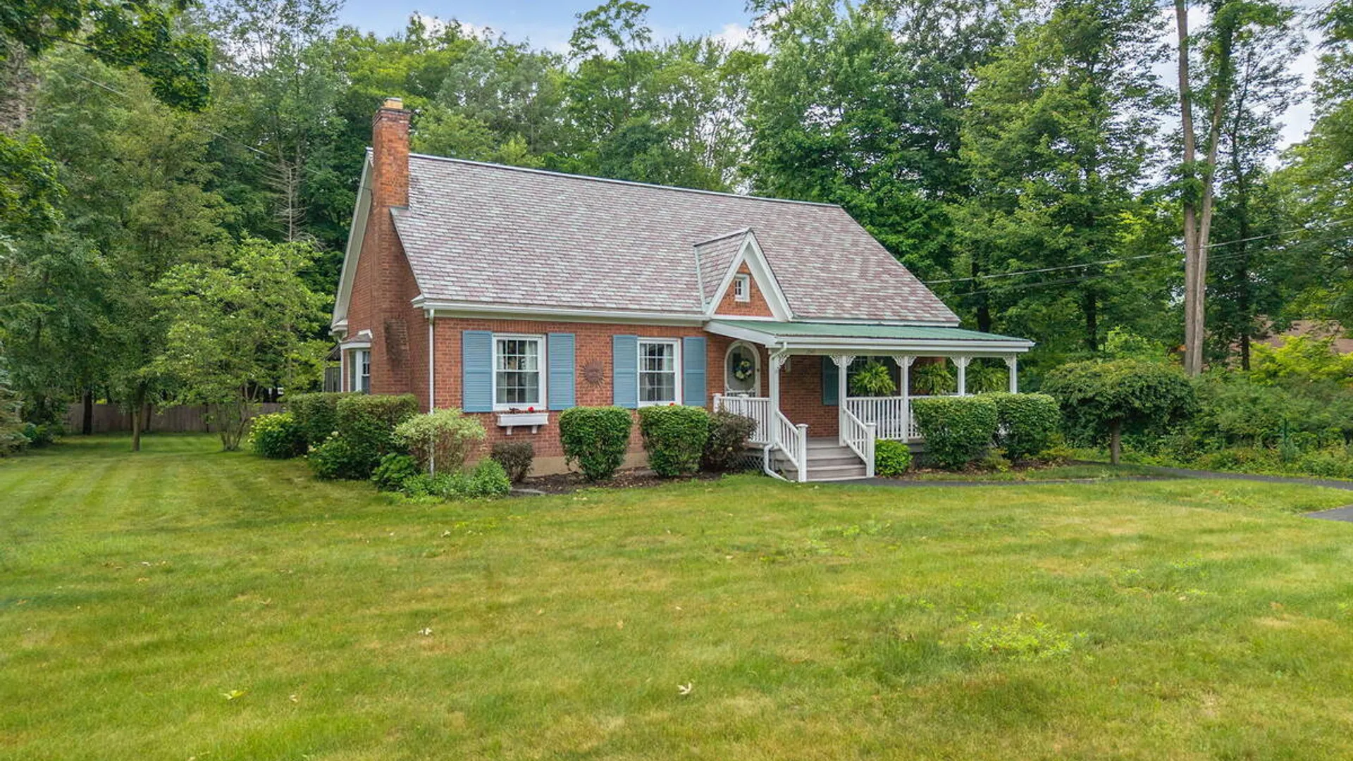 Property at 260 Consaul Road, Colonie, NY 12205 43