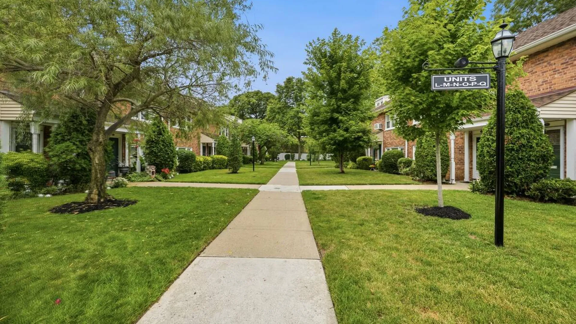 Property at 1600 Grand Avenue, Baldwin, NY 11510 3