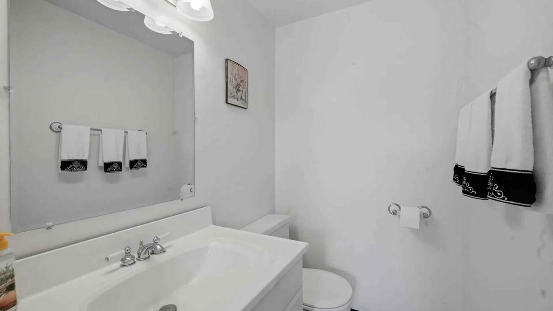 Property at 1600 Grand Avenue, Baldwin, NY 11510 8