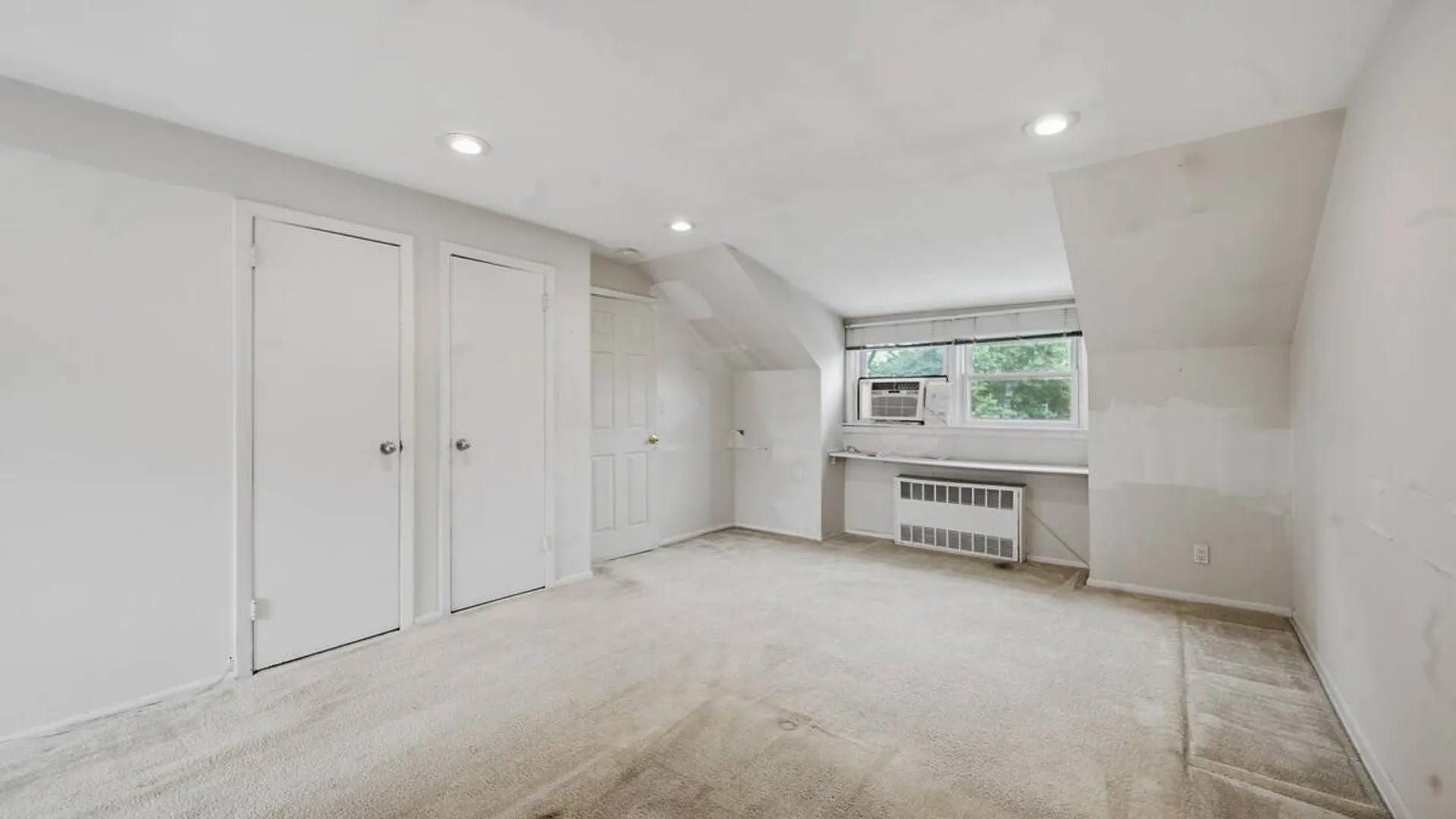 Property at 1600 Grand Avenue, Baldwin, NY 11510 9