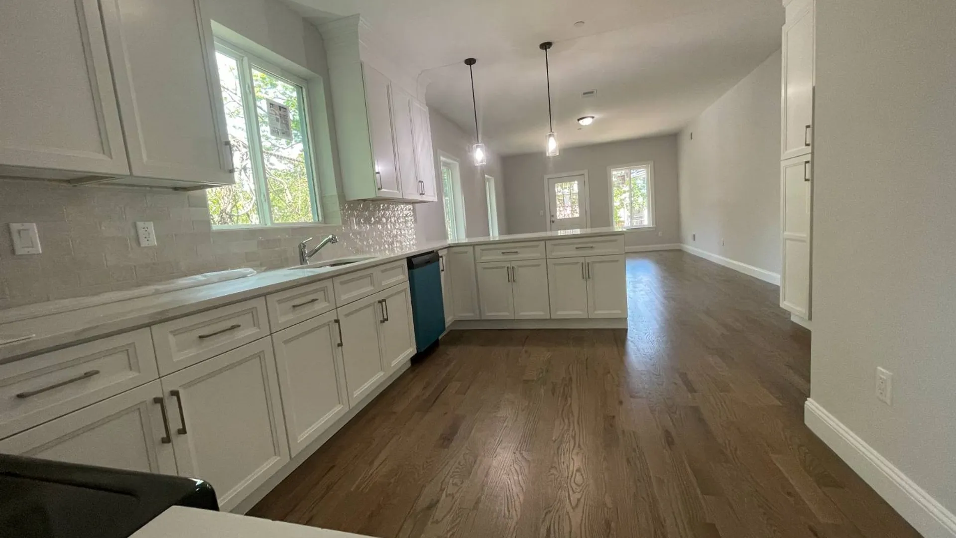 Property at 35 Layton Ave, Staten Island, NY 10301 7