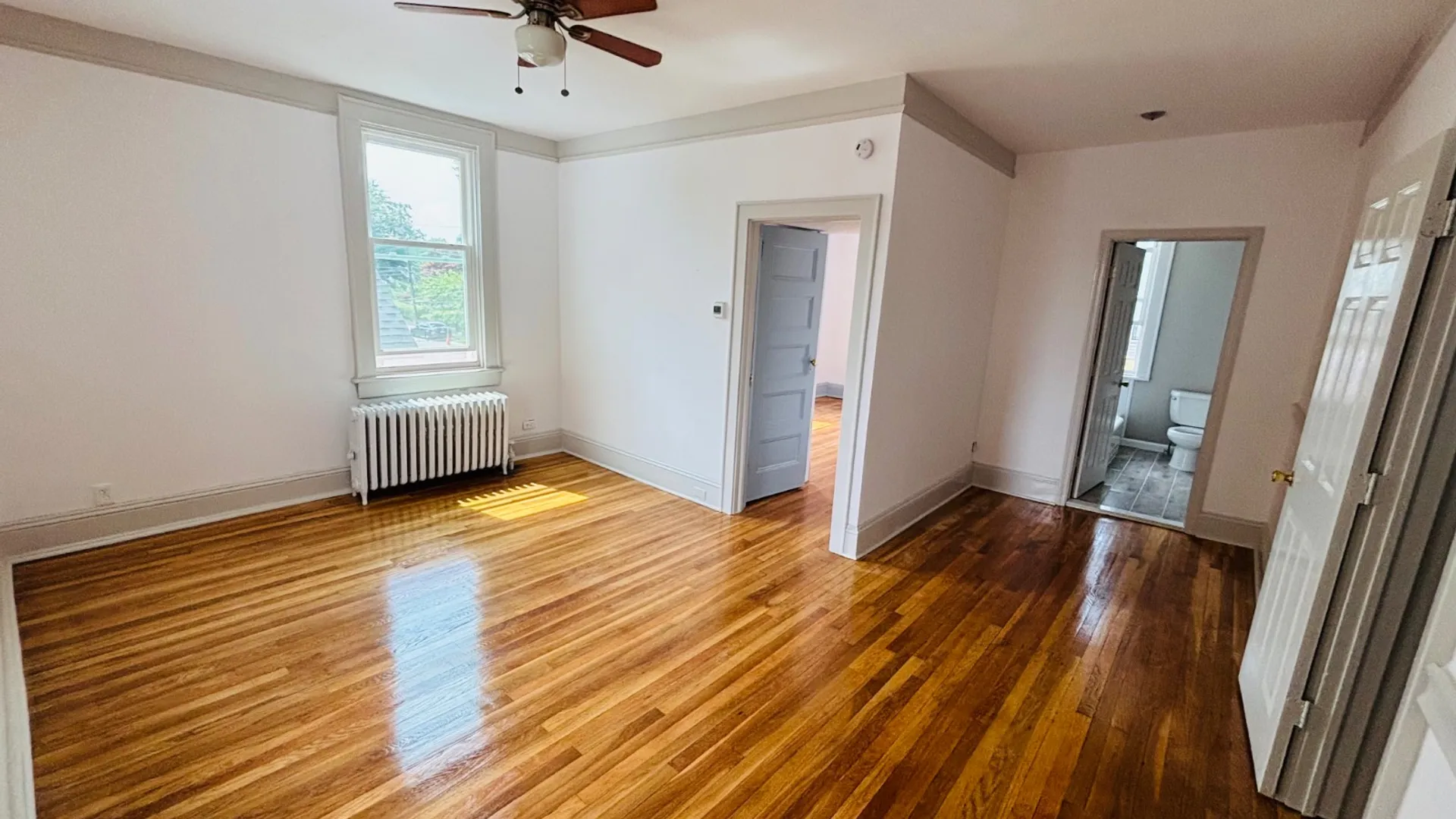 Property at 17 Clement St, Glen Cove, NY 11542 3