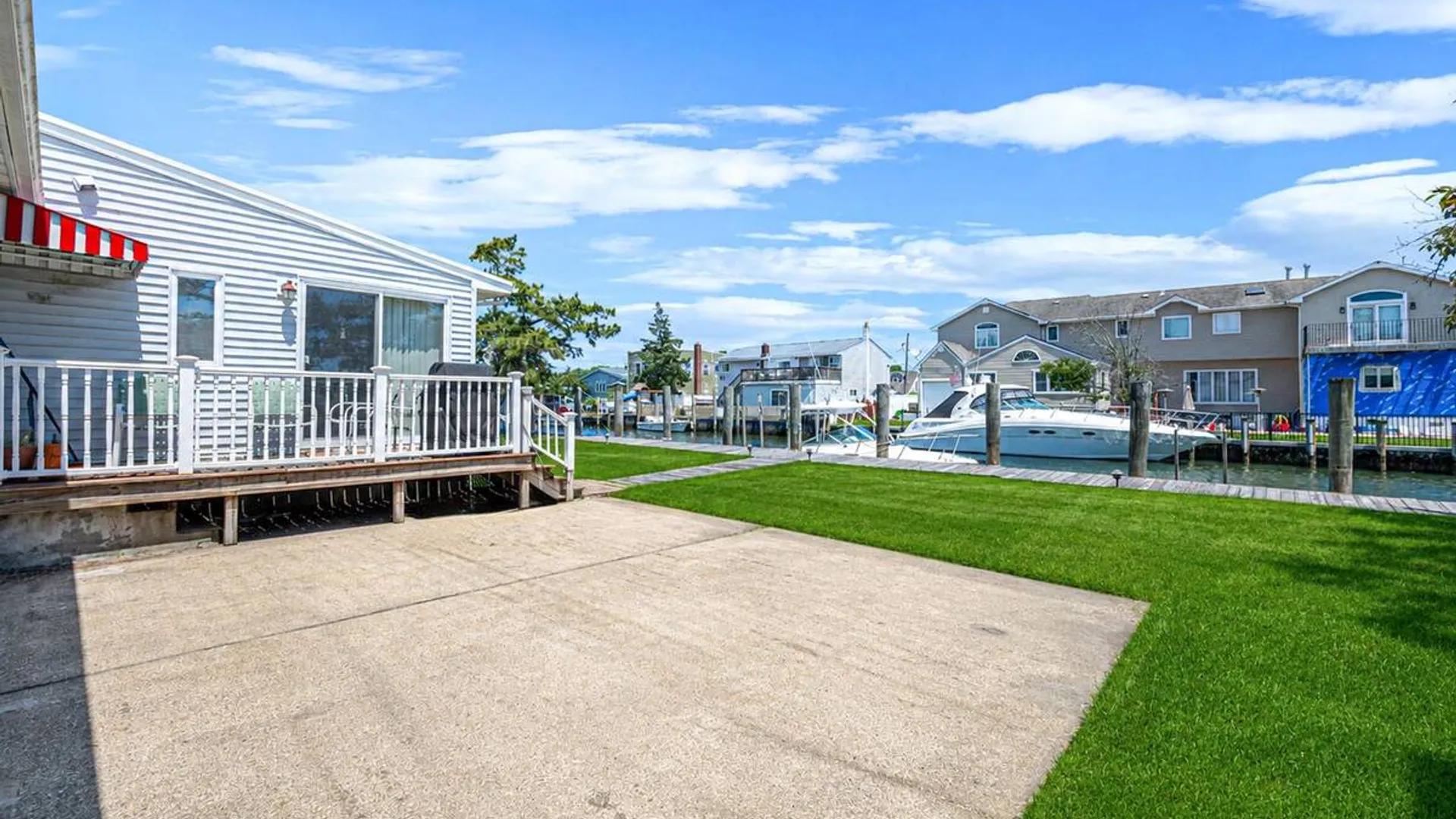 Property at 398 Clocks Boulevard, Massapequa, NY 11758 7