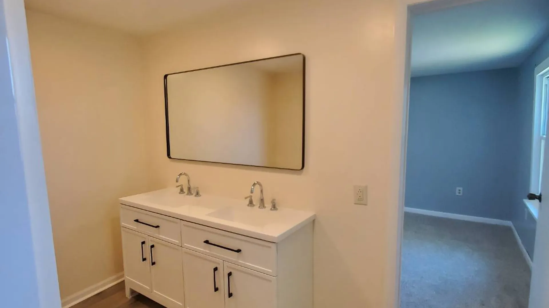 Property at 61 Burrstone Rd, New York Mills, NY 13417 18