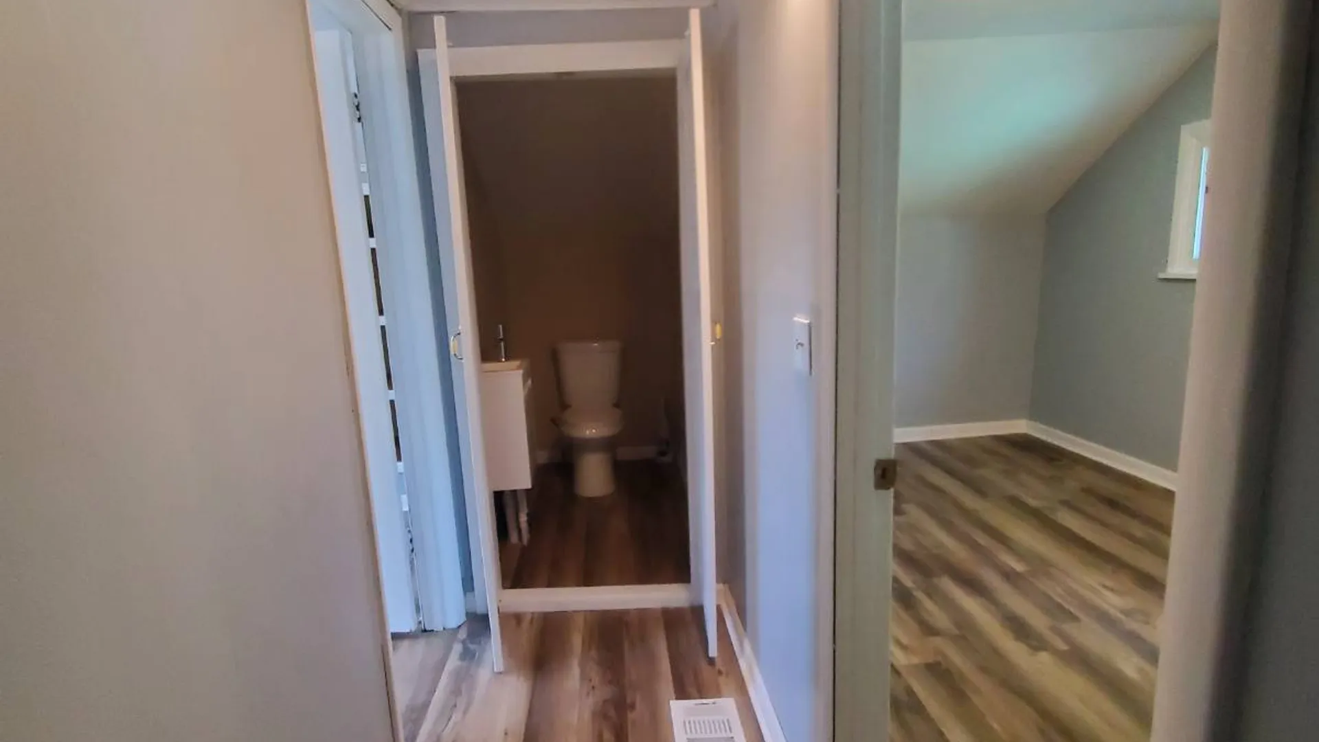 Property at 61 Burrstone Rd, New York Mills, NY 13417 33