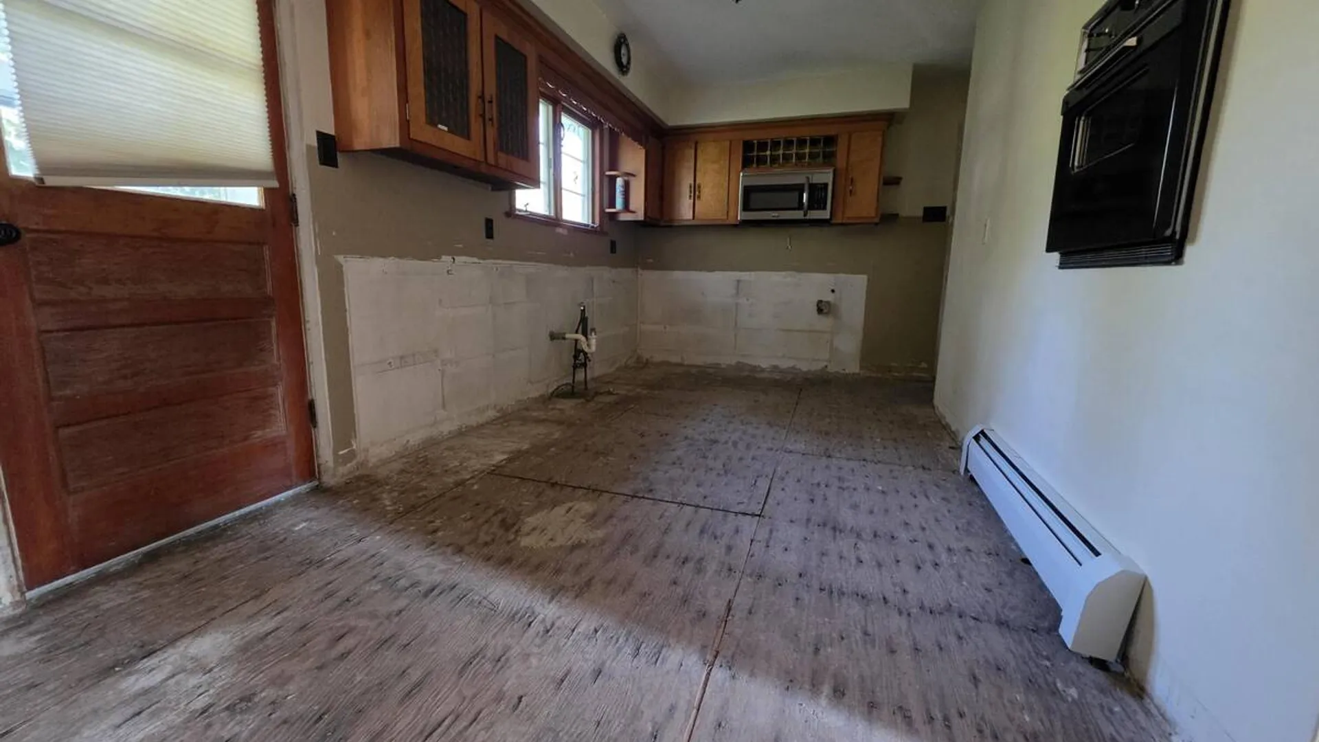 Property at 41 Lodge Street, Amsterdam, NY 12010 4