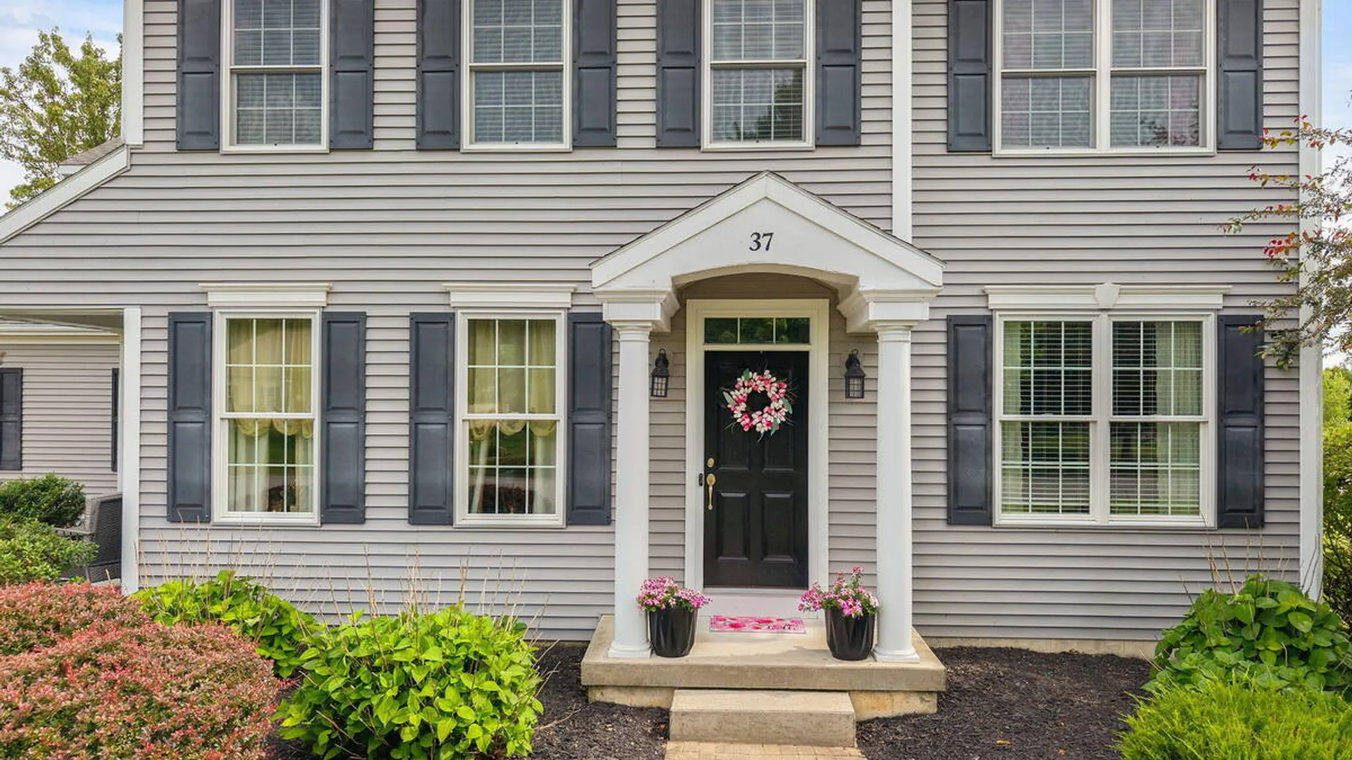 Property at 37 Farmview Lane, Halfmoon, NY 12188 6
