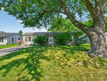 Property at 22 Mildred Lane, Colonie, NY 12110