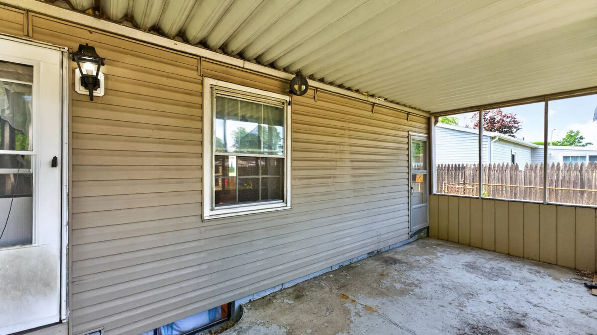 Property at 22 Mildred Lane, Colonie, NY 12110 30
