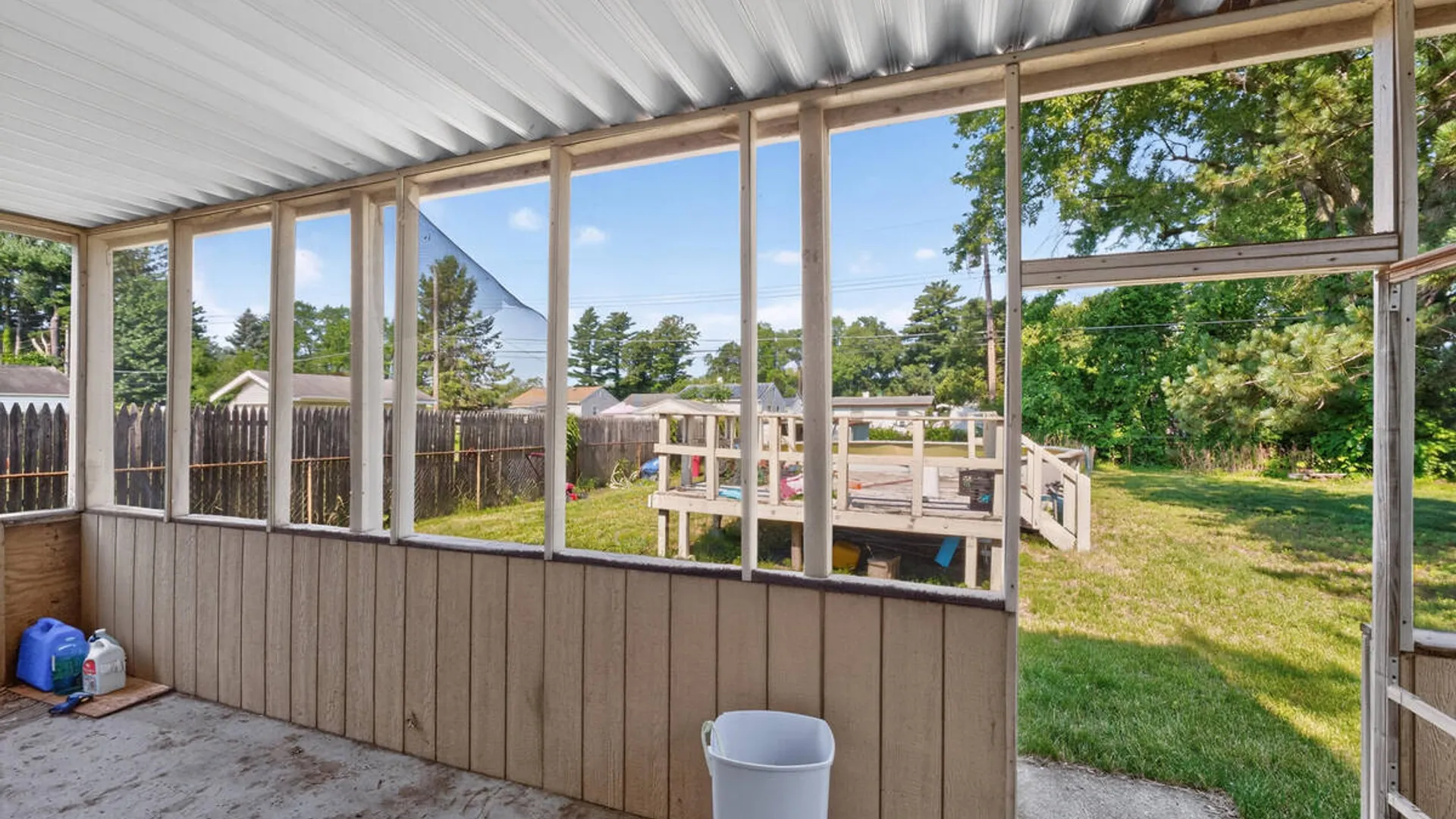 Property at 22 Mildred Lane, Colonie, NY 12110 31