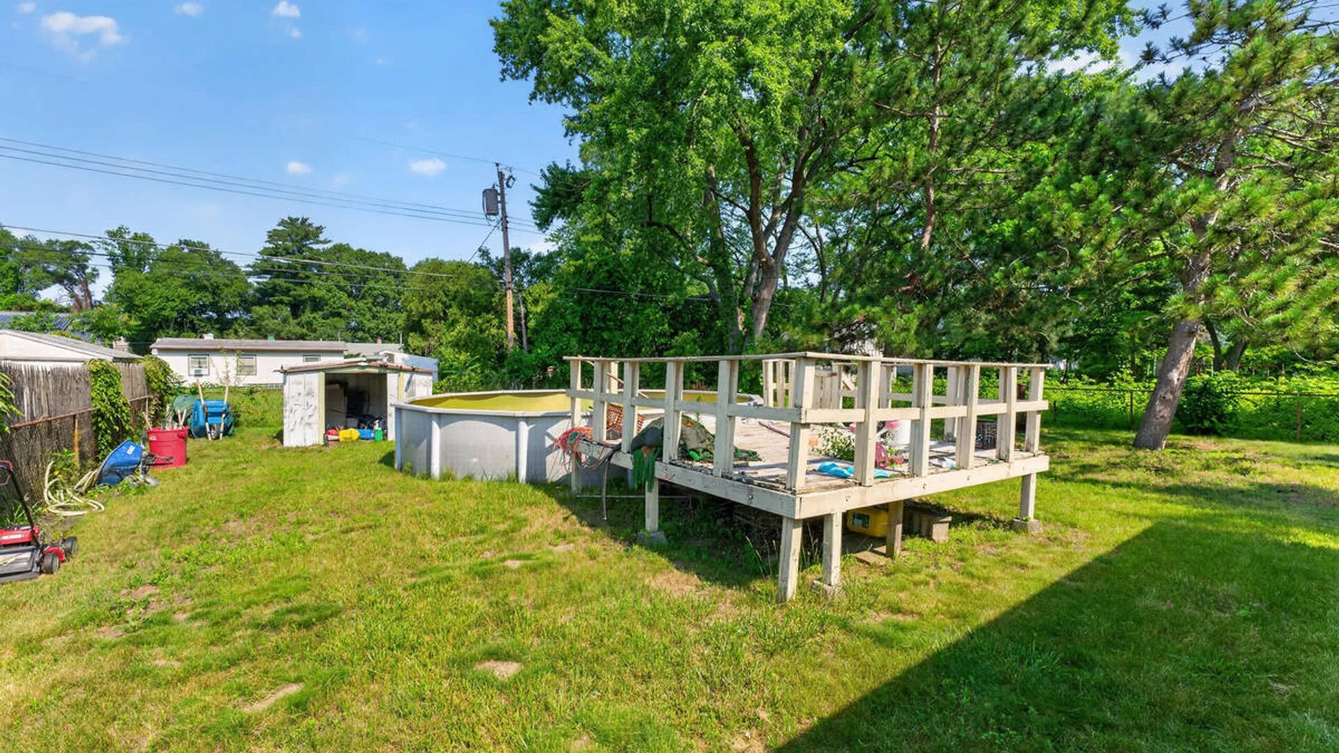 Property at 22 Mildred Lane, Colonie, NY 12110 32