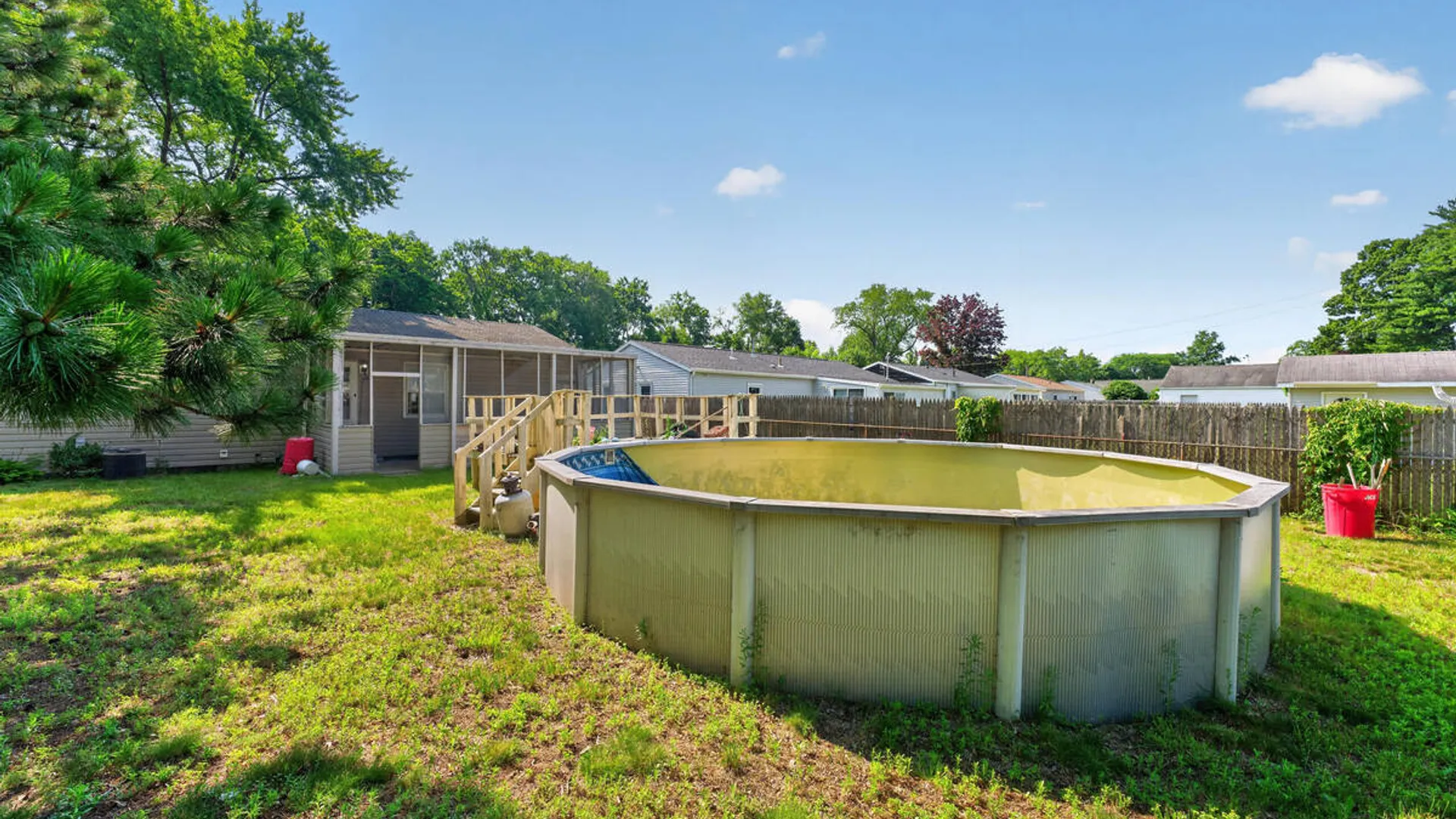 Property at 22 Mildred Lane, Colonie, NY 12110 35