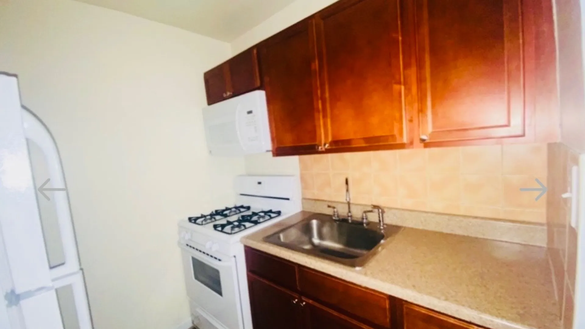 Property at 210 Atlantic Ave, Lynbrook, NY 11563 8