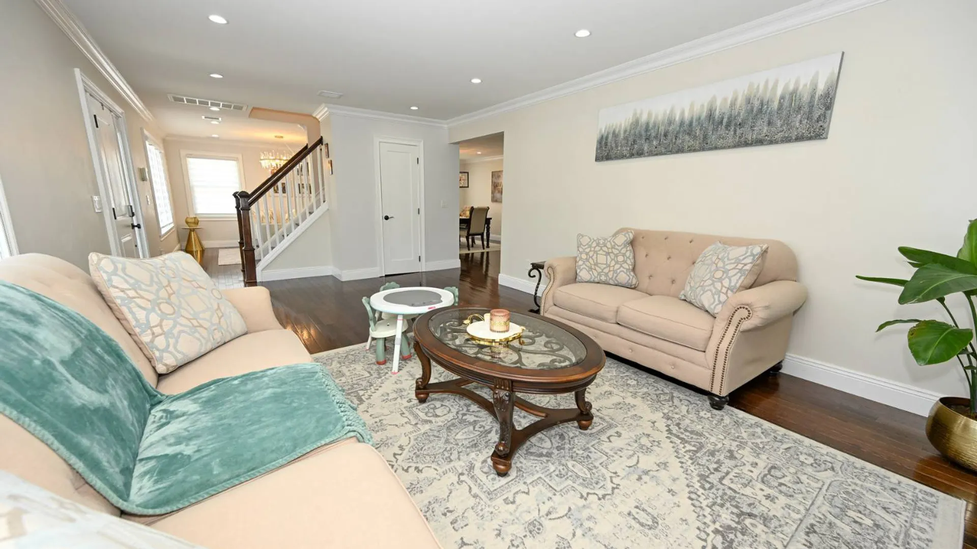 Property at 816 Gehrig Avenue, Franklin Square, NY 11010 24
