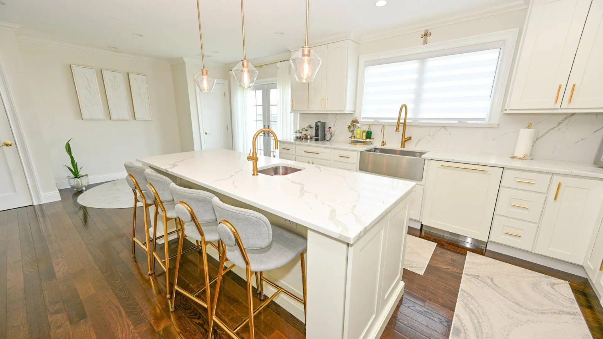 Property at 816 Gehrig Avenue, Franklin Square, NY 11010 34