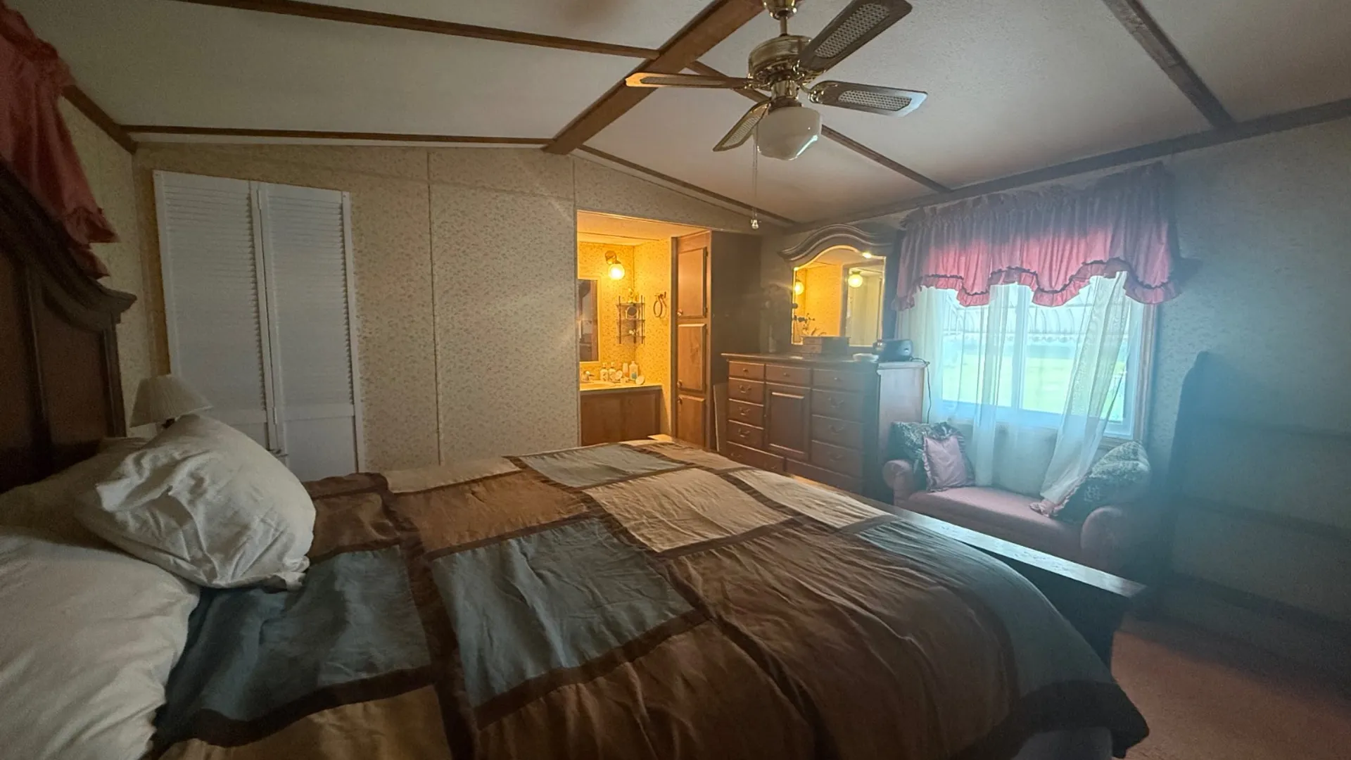 Property at 708 State Highway 67, Amsterdam, NY 12010 9
