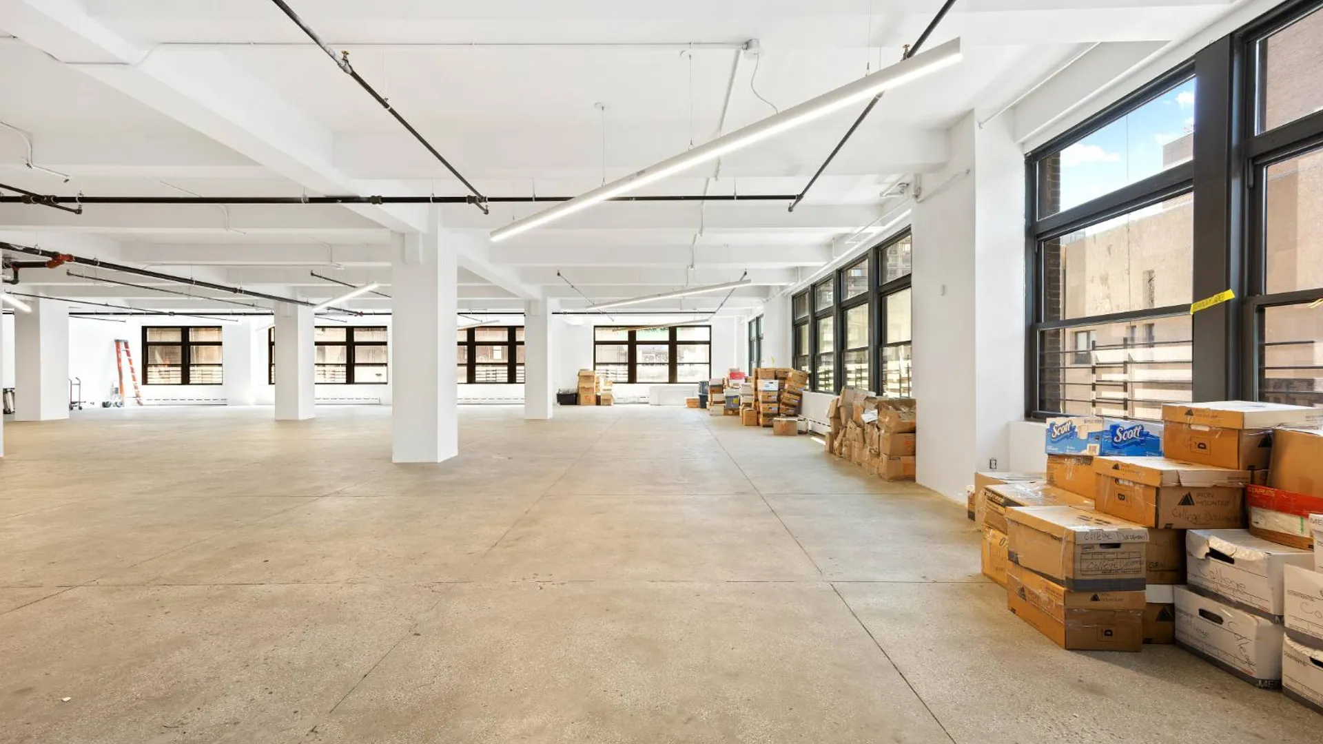 Property at 305 Seventh Avenue, New York, NY 10001 4