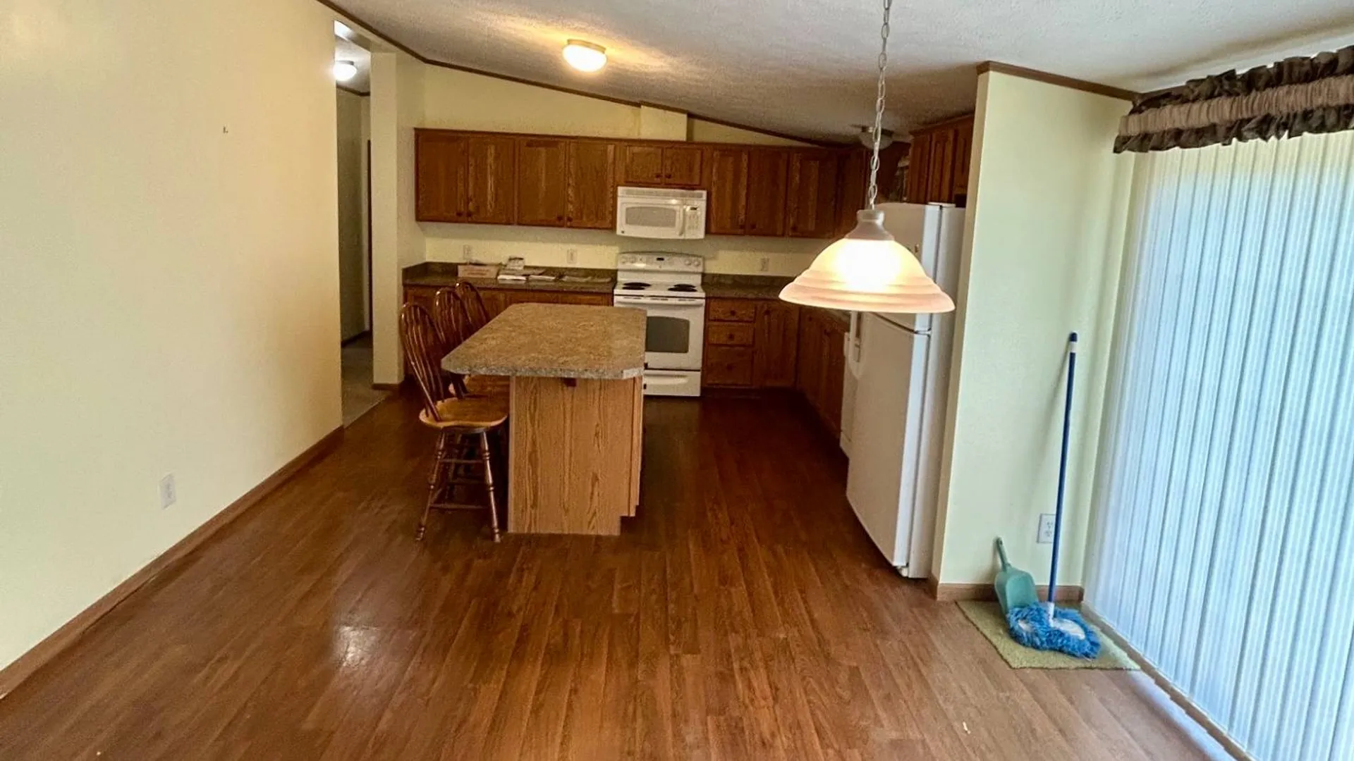 Property at 236 Hollow Road, Amsterdam, NY 12010 12