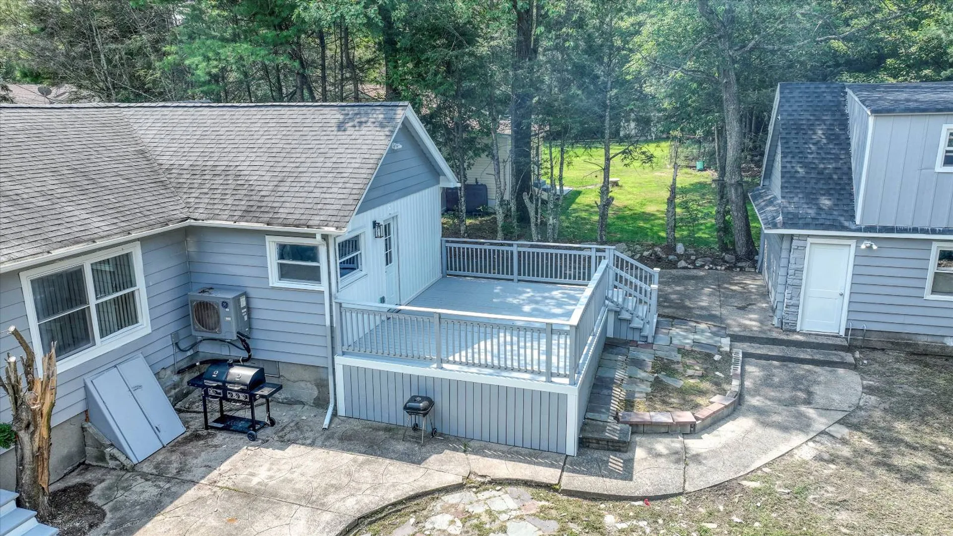 Property at 28 Cottage W St, Wurtsboro, NY 12790 24