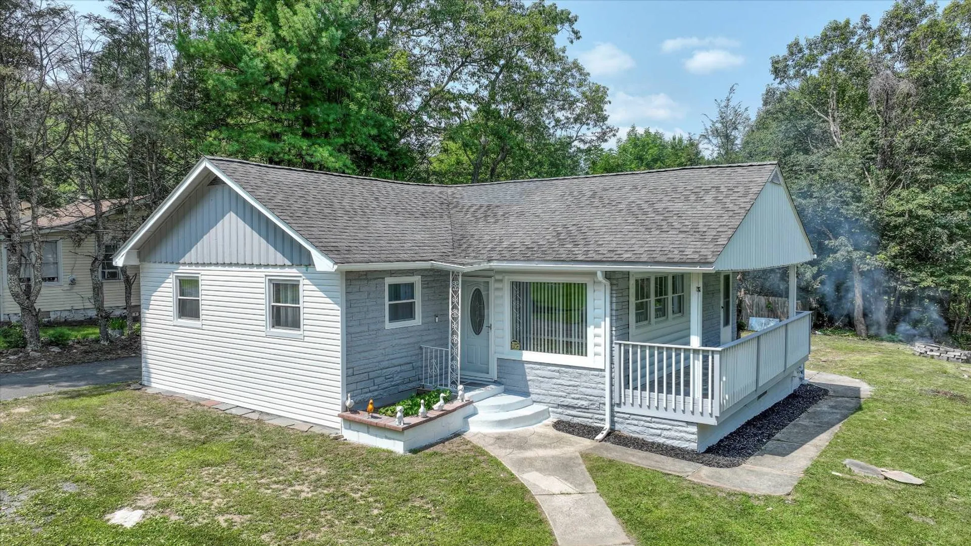 Property at 28 Cottage W St, Wurtsboro, NY 12790 3