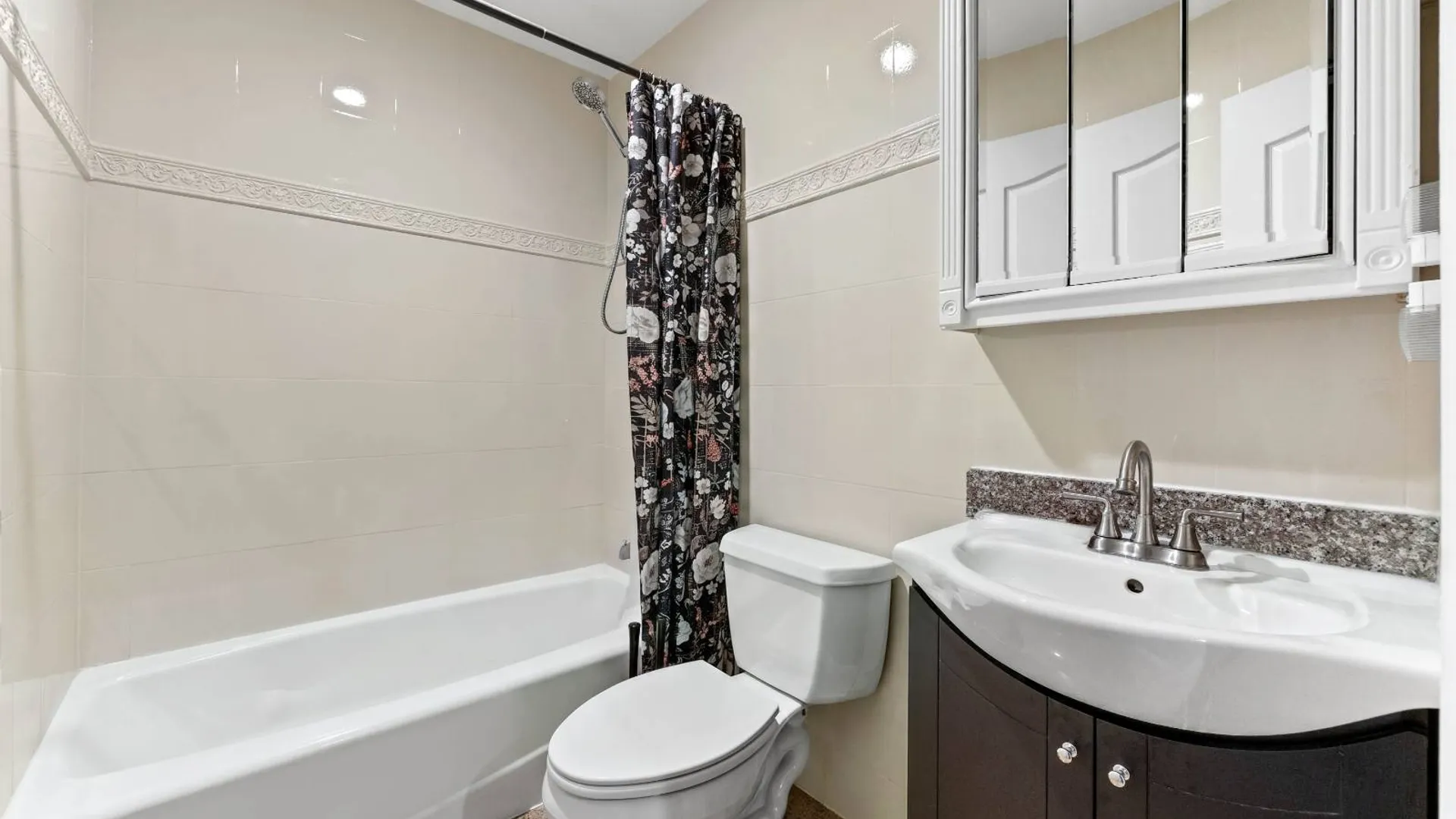 Property at 235 Avenue Z, Brooklyn, NY 11214 9