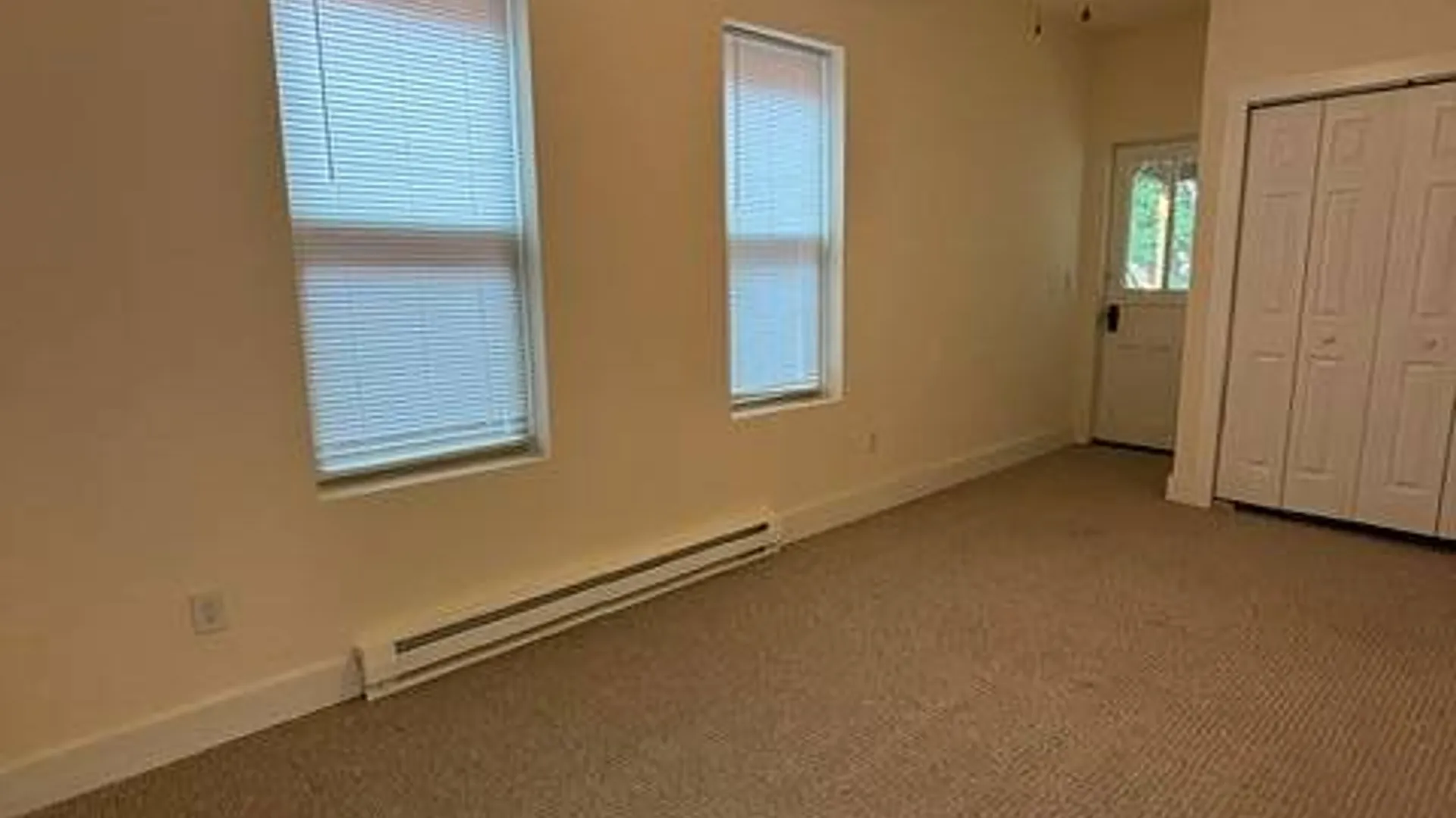 Property at 762 Eastern Ave, Schenectady, NY 12308 10