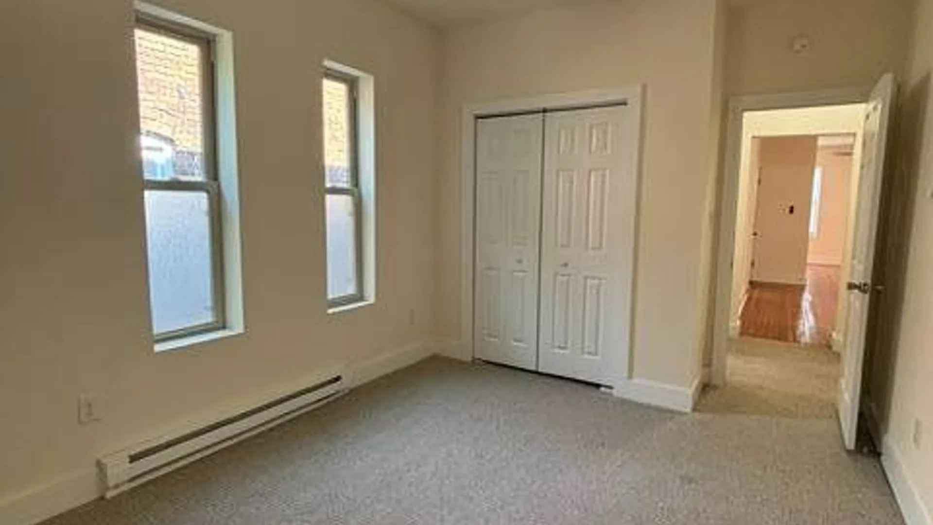 Property at 762 Eastern Ave, Schenectady, NY 12308 13