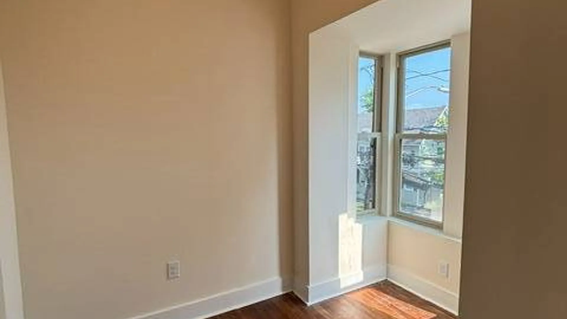 Property at 762 Eastern Ave, Schenectady, NY 12308 3