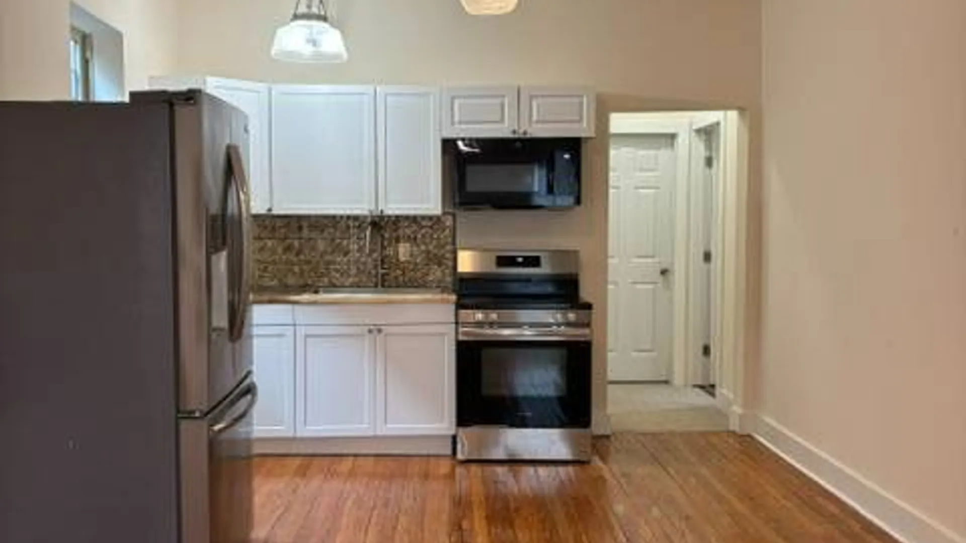 Property at 762 Eastern Ave, Schenectady, NY 12308 4