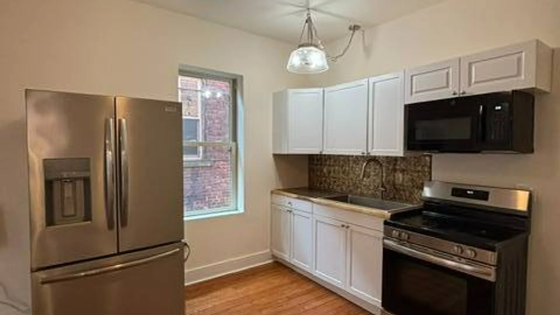 Property at 762 Eastern Ave, Schenectady, NY 12308 6